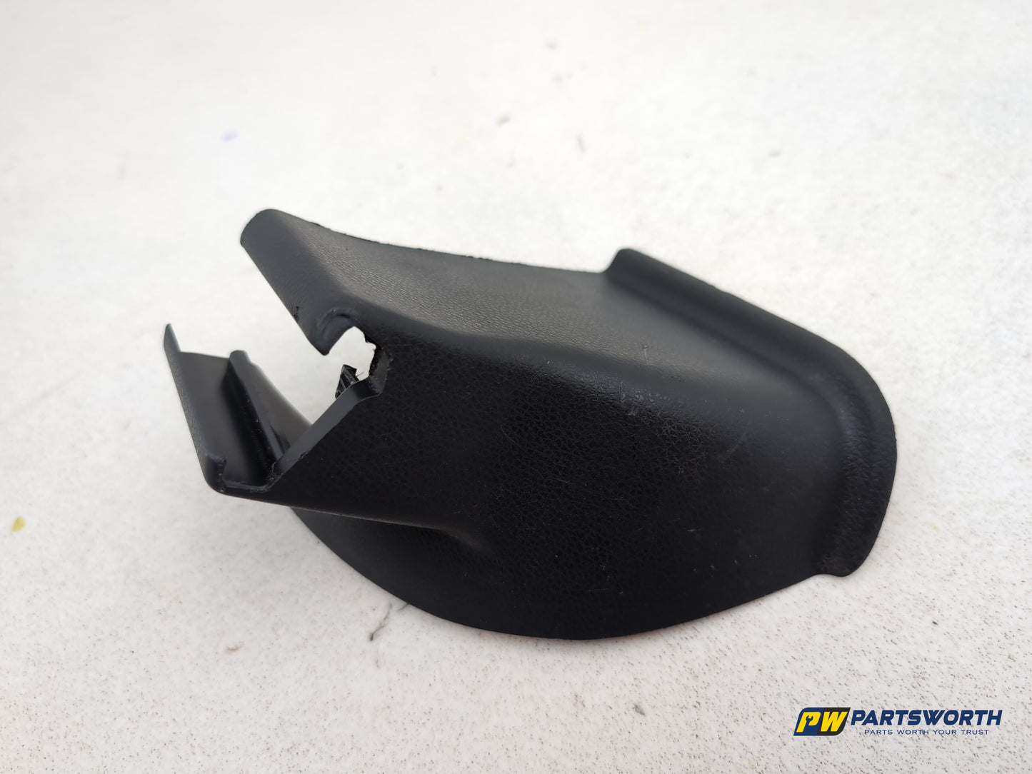 Mercedes-Benz B180 B-Class W246 Driver Side Front Seat Rail Trim A2469190700 - photo 4