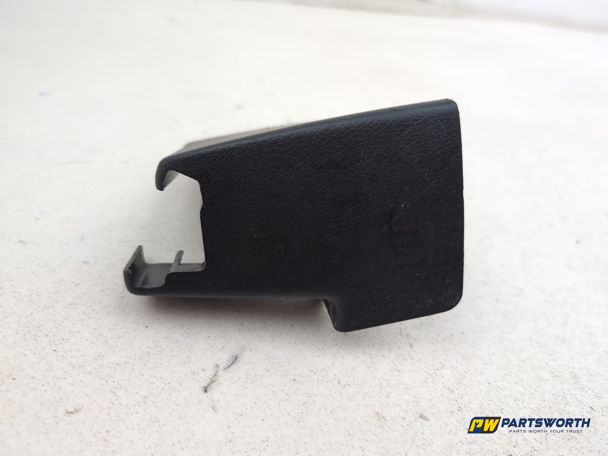 Mercedes-Benz B180 B-Class W246 Front Driver Seat Rail Trim A2469190100