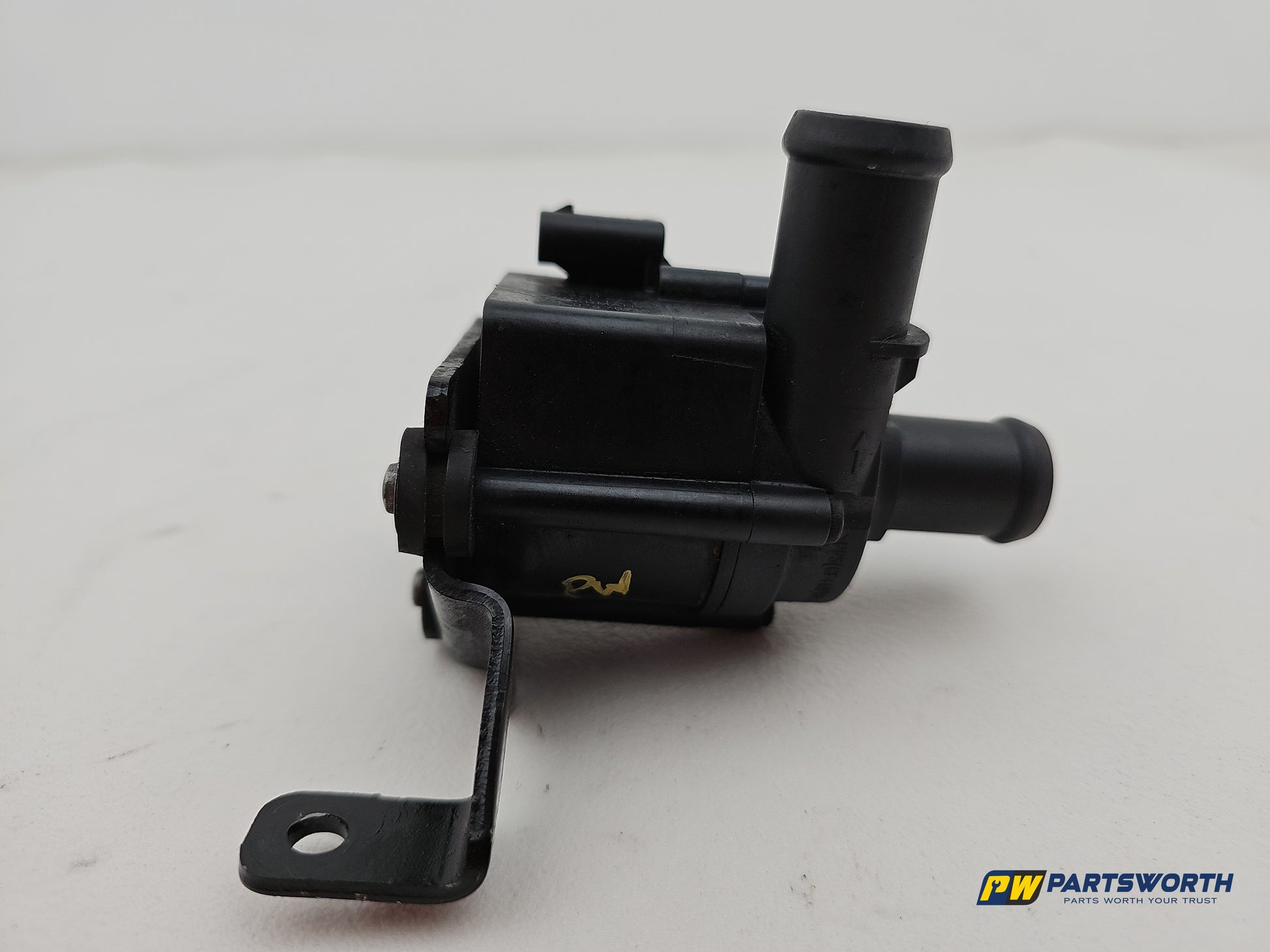 Audi A6 S Line Black Ed 2.0l Diesel Auxiliary Water Pump 5q0965561b 2011-2018 - photo 4