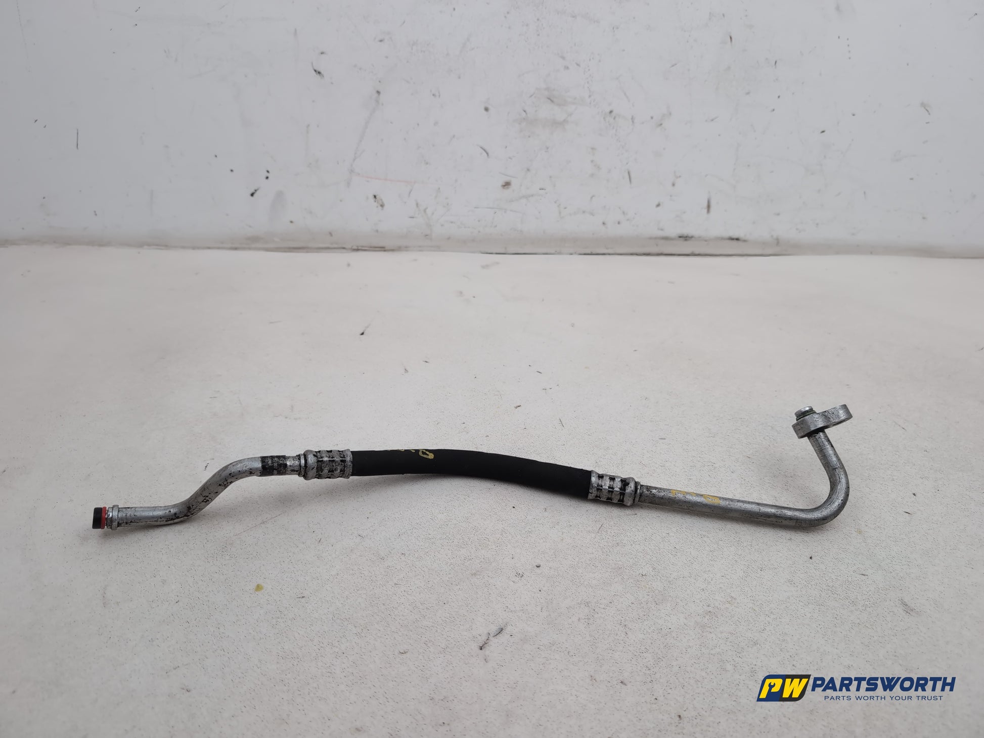 Mercedes R320 R-Class W251 Air Conditioning Pipe A2518301115 2006-2013 - photo 4