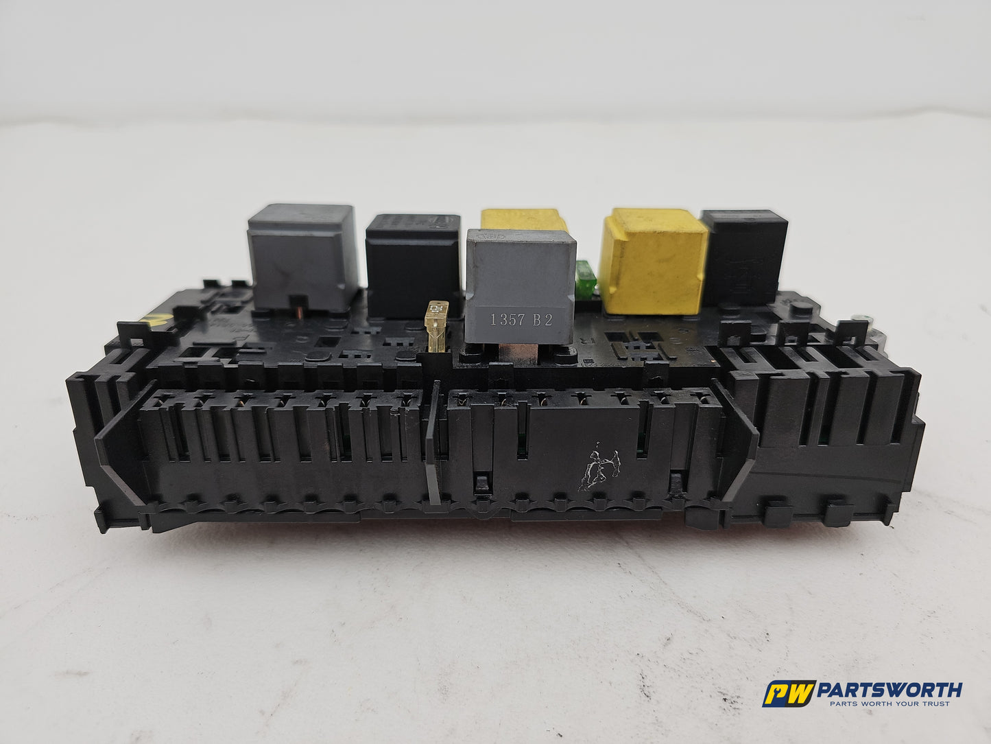 Mercedes-Benz B180 B-Class W246 1.8l Diesel Fuse Relay Box A2469060093 2011-2018 - photo 4