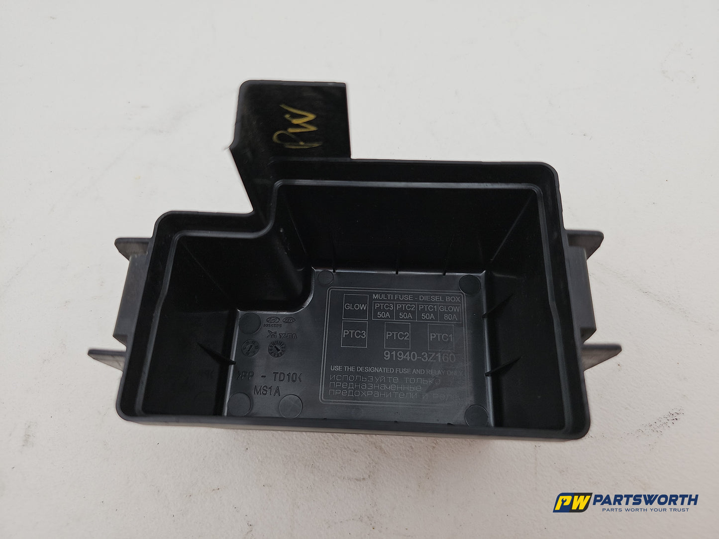 Hyundai I40 Style Blue Drive Crdi Fuse Relay Box 919403z160 2011-2019 - photo 4