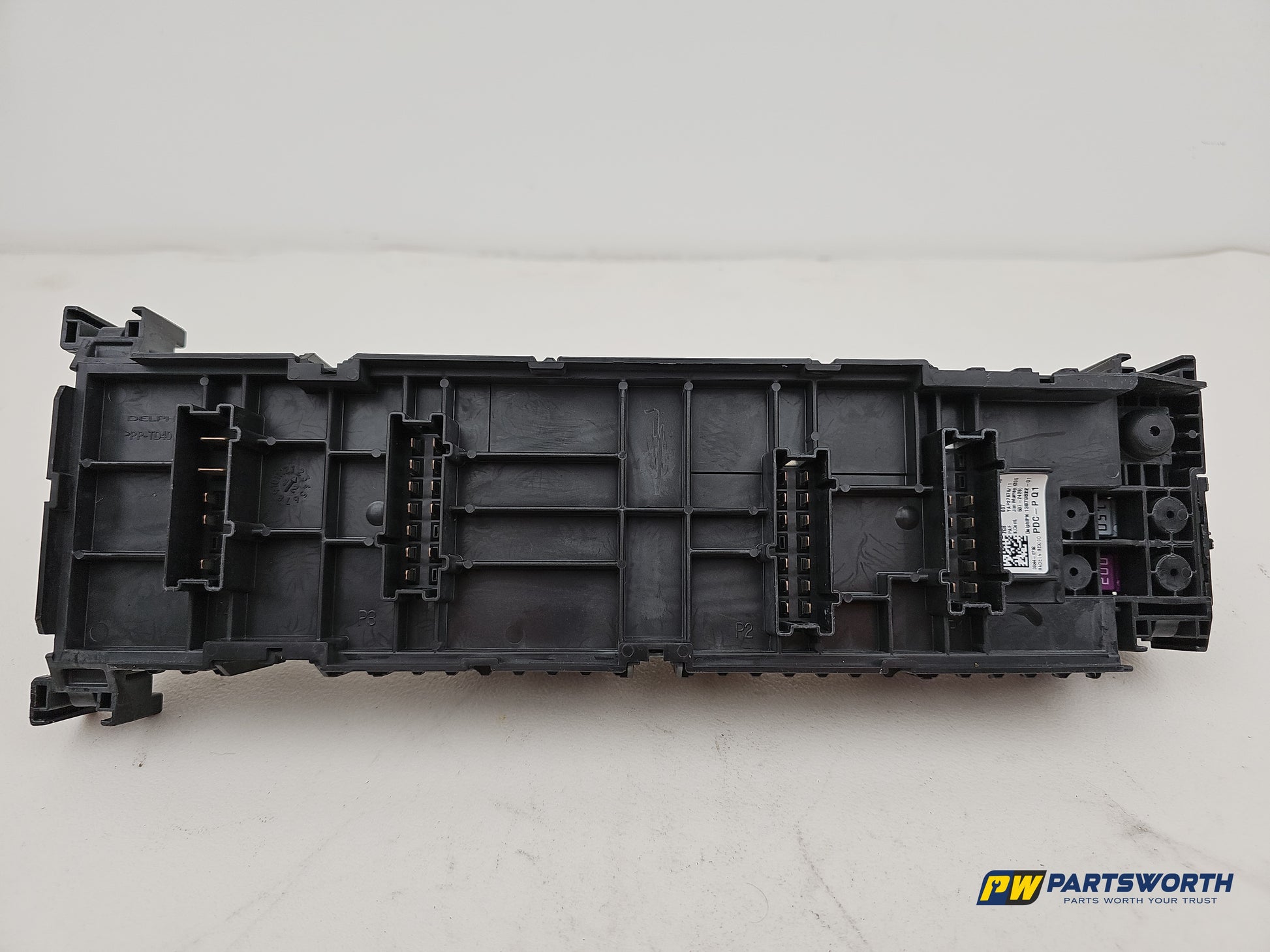 Mercedes-Benz B180 B-Class W246 Fuse Relay Box Engine Bay A2469066600 2011-2018 - photo 4
