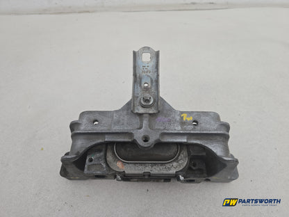 Mercedes-Benz B180 B-Class W246 Engine Mountig Bracket A2462401817 2011-2018 - photo 4