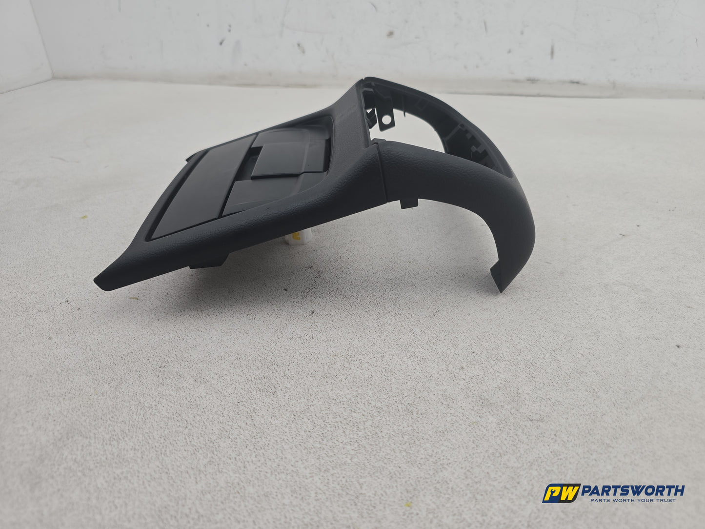 Centre Console Trim  4