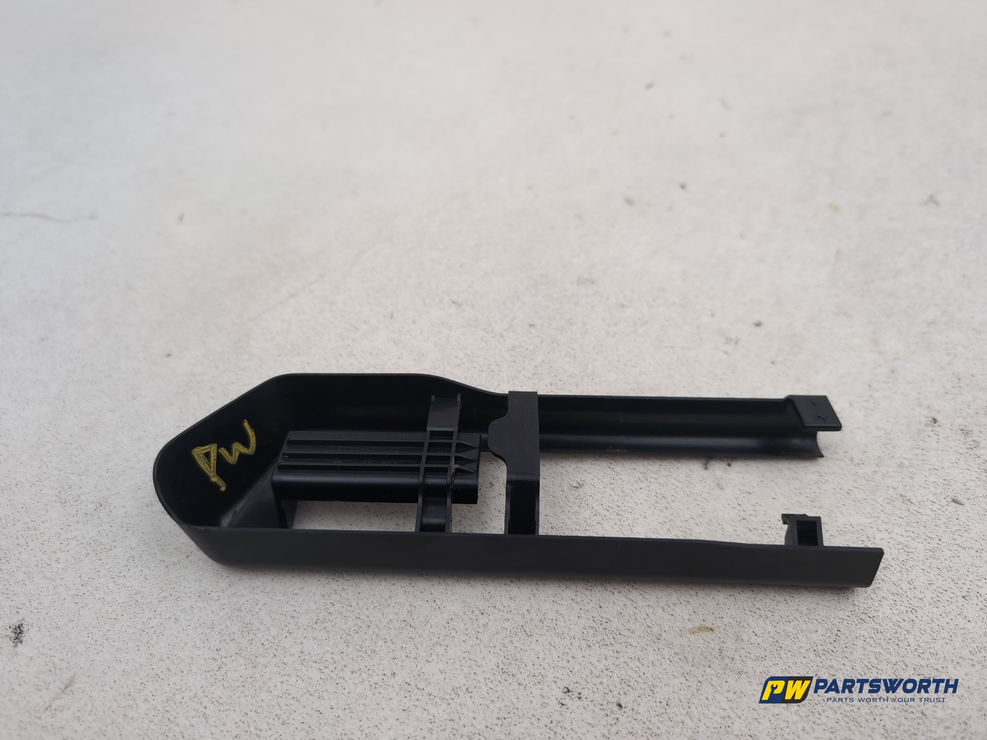 Bmw 5 Series 520d Se Auto F10 Front Seat Rail Trim Rear Left 6981781 2010-2017 - photo 4