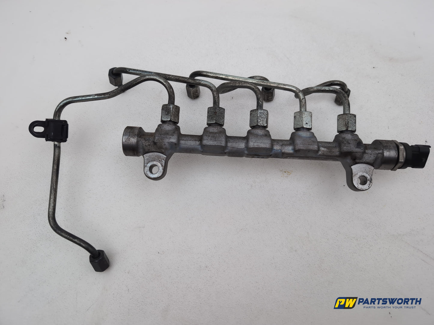 Fuel Rail 4