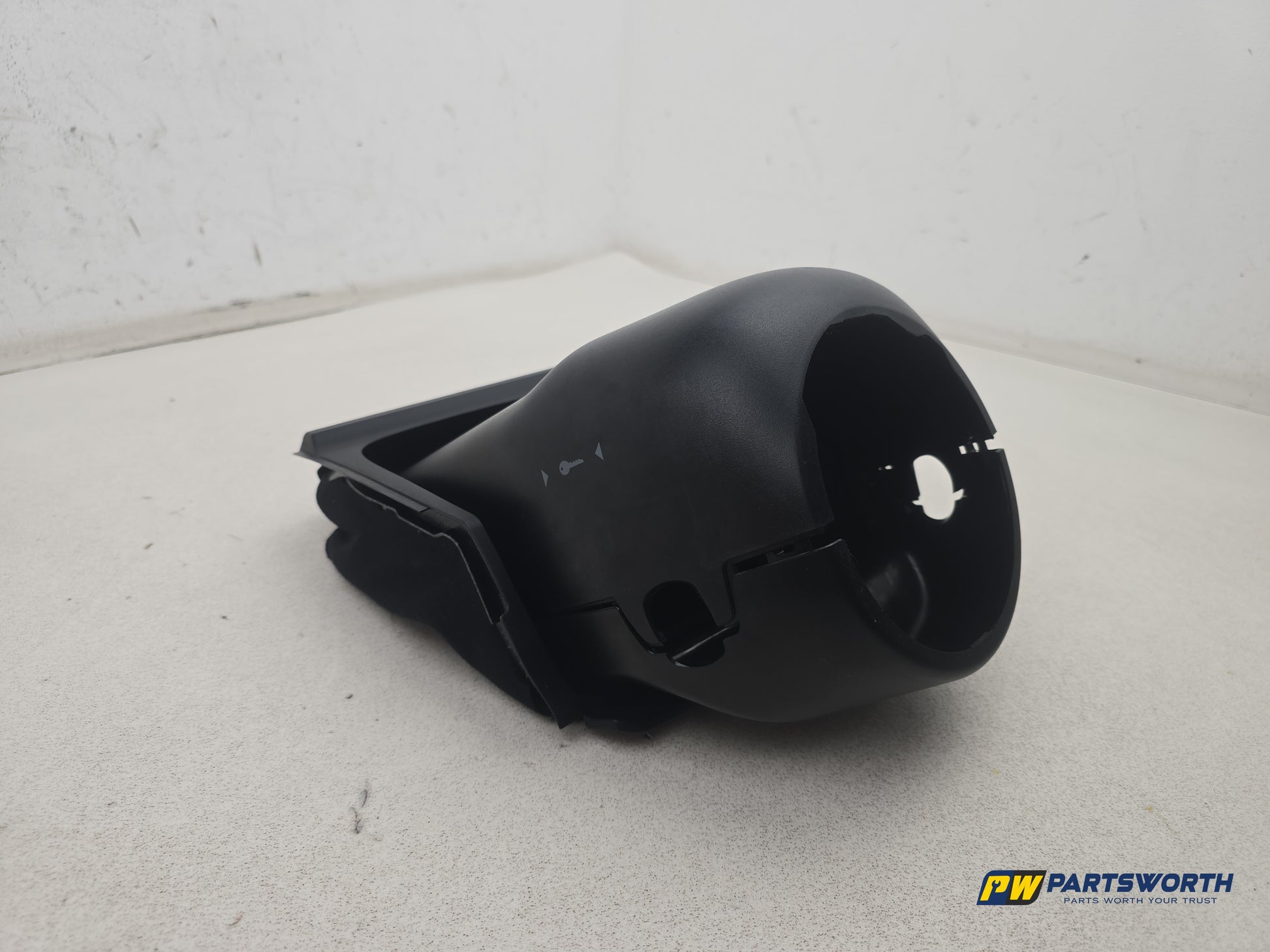 Steering Column Shroud Upper and Lower 4