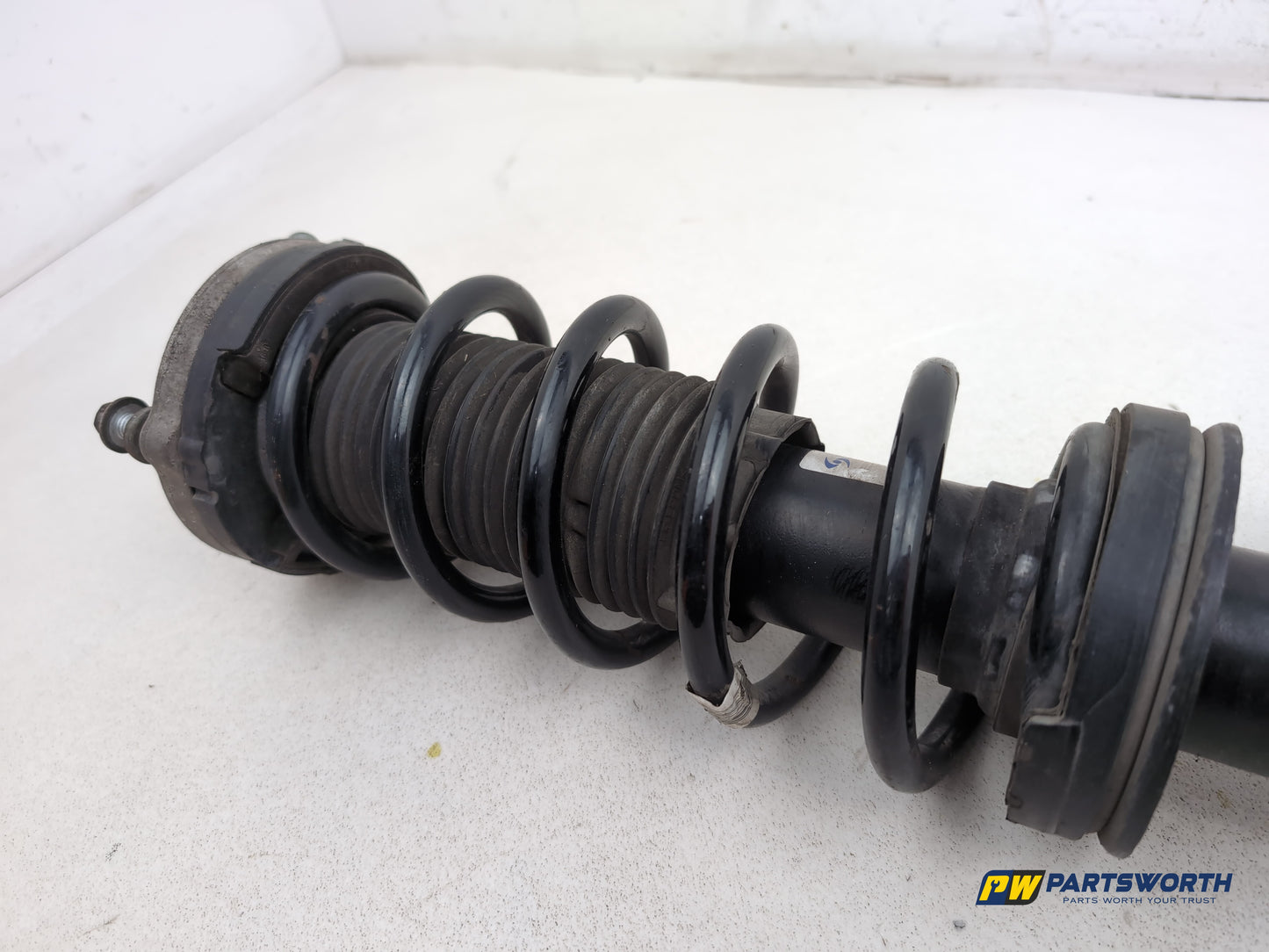 Bmw 5 Series 520d Se Auto F10 Shock Absorber Front Lh Passenger Side 2010-2017 - photo 4