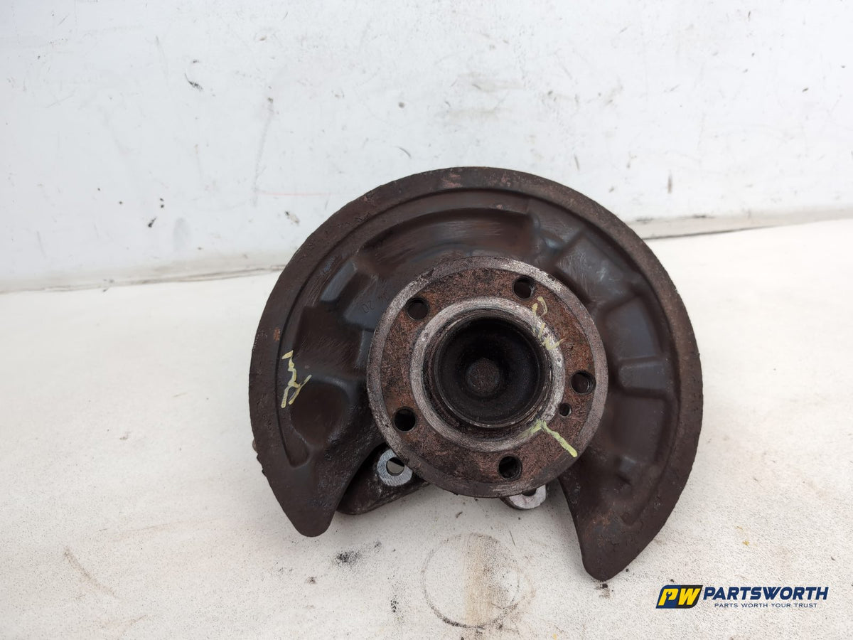 Wheel Hub Rear LH 4