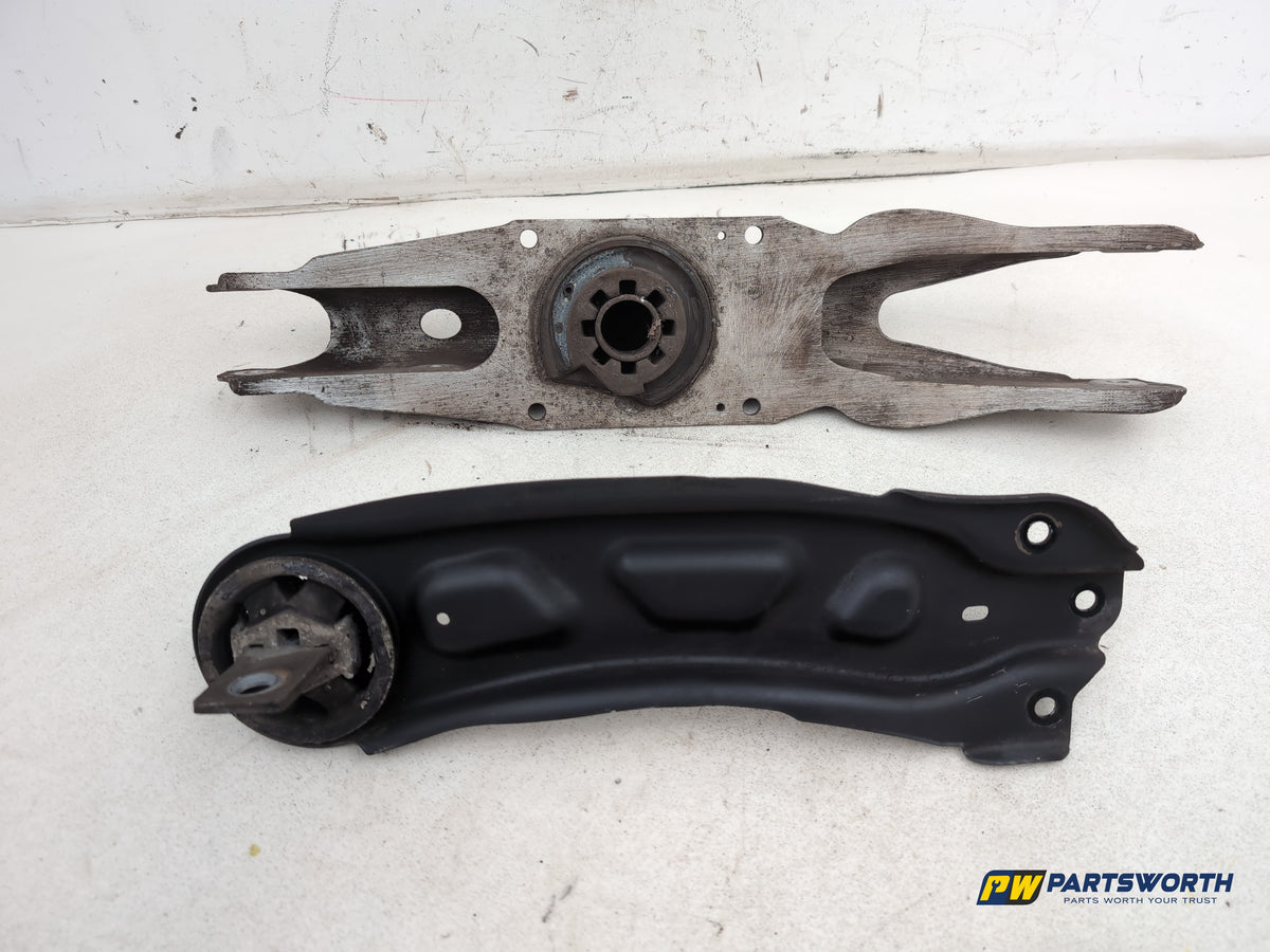 Suspension Arm Rear Wishbone LH 4