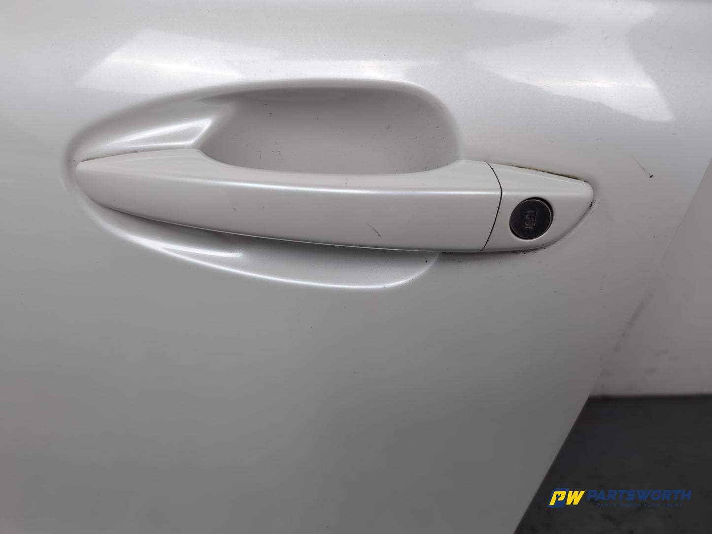 Door Front LH 4