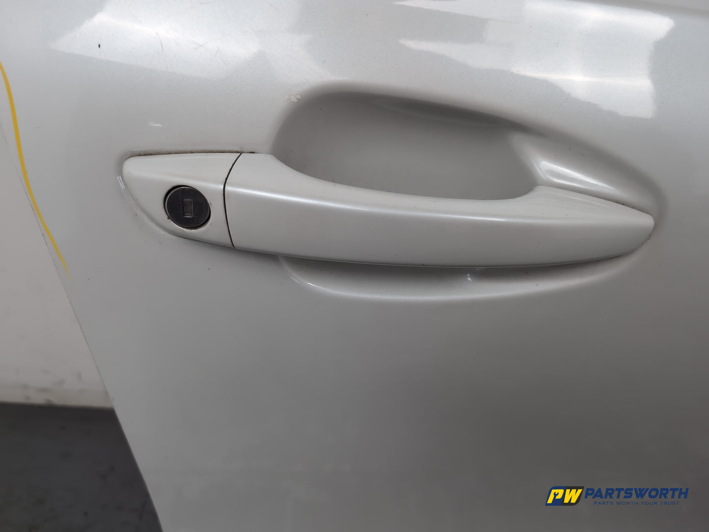 Door Front RH 4