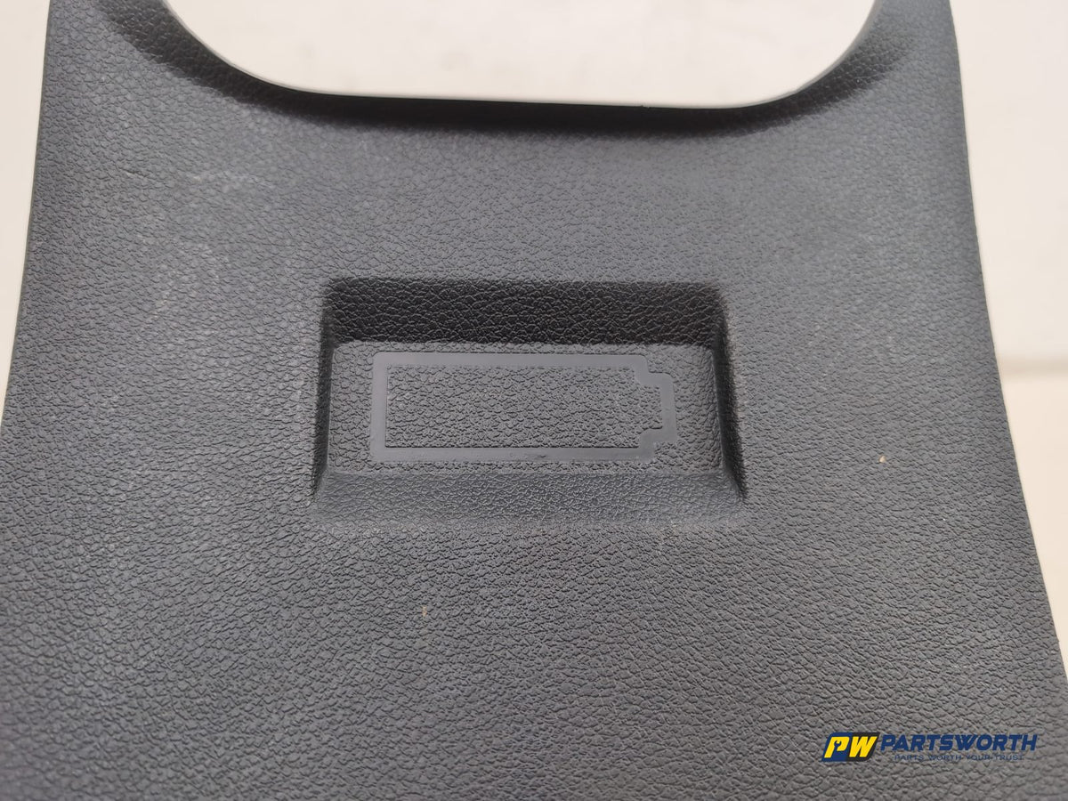 Centre Console Trim  4