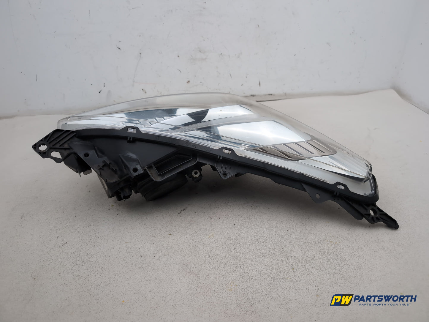Headlamp RH 4