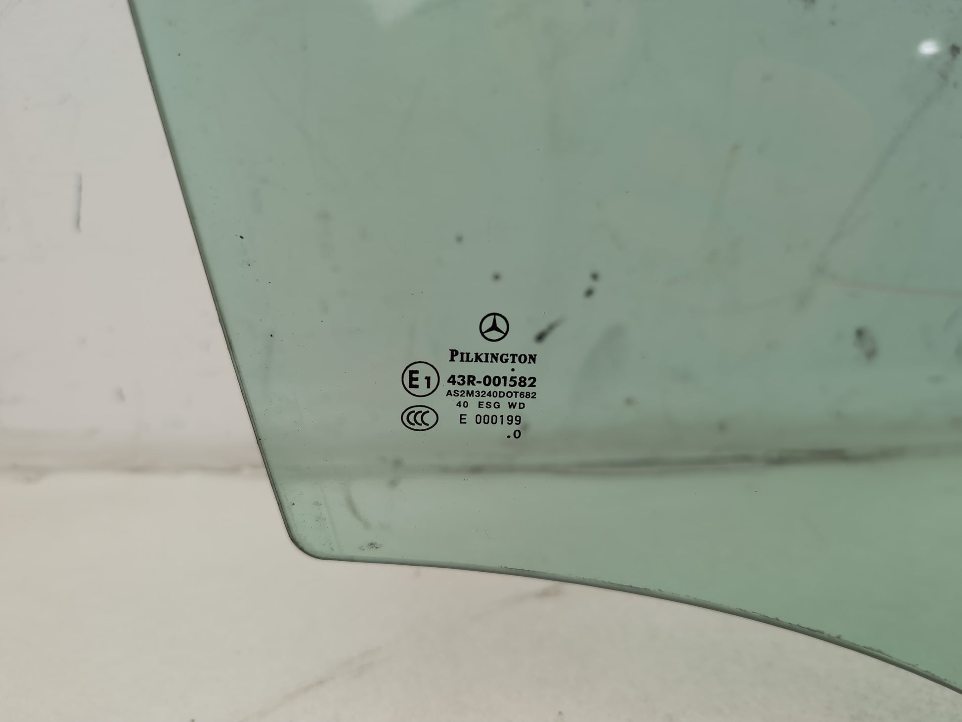 Door Glass Front RH 4