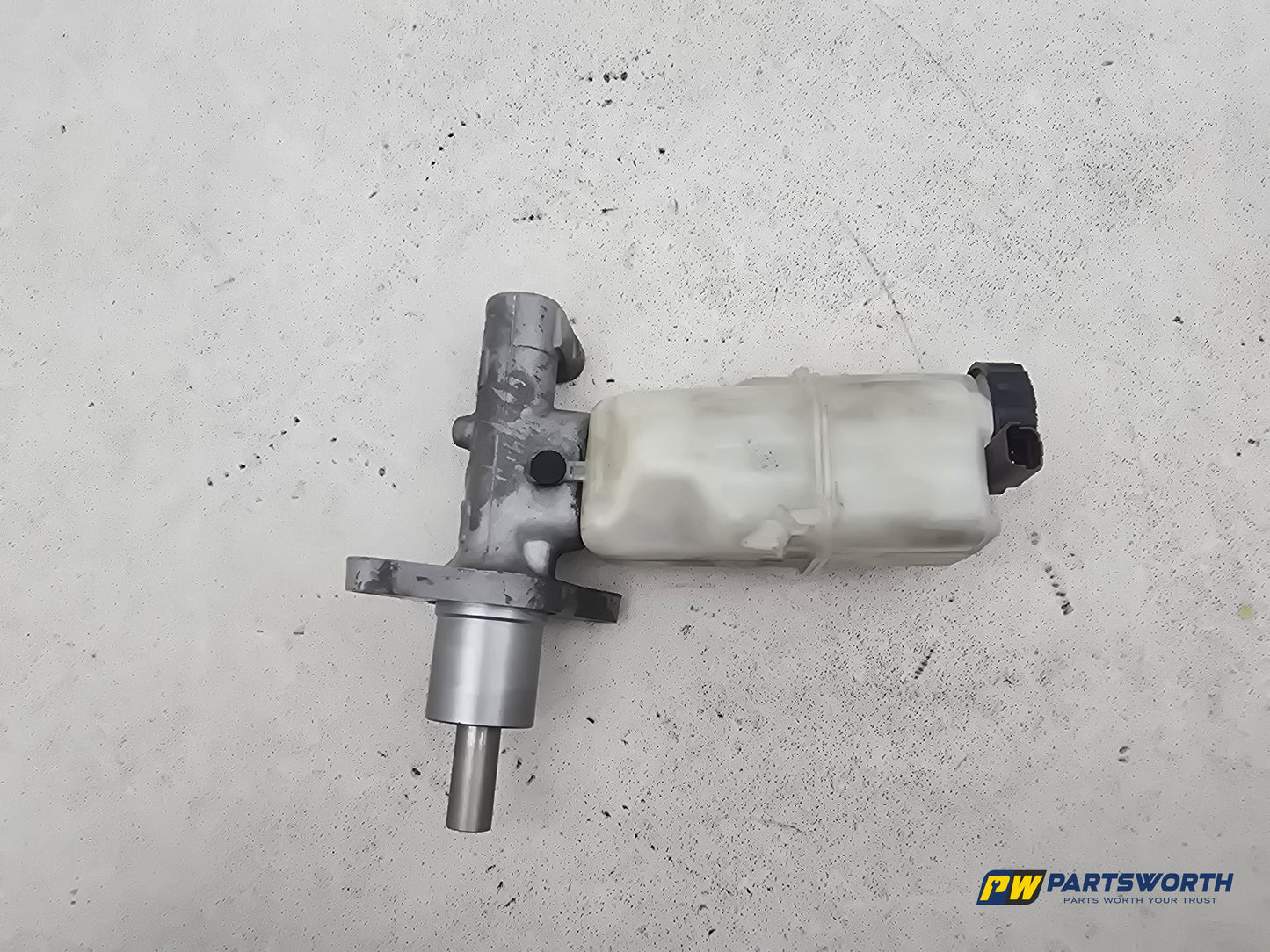 Brake Master Cylinder Assembly 4