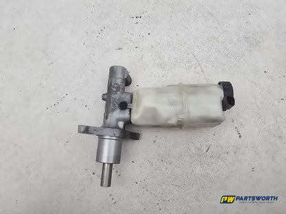 Brake Master Cylinder Assembly 4