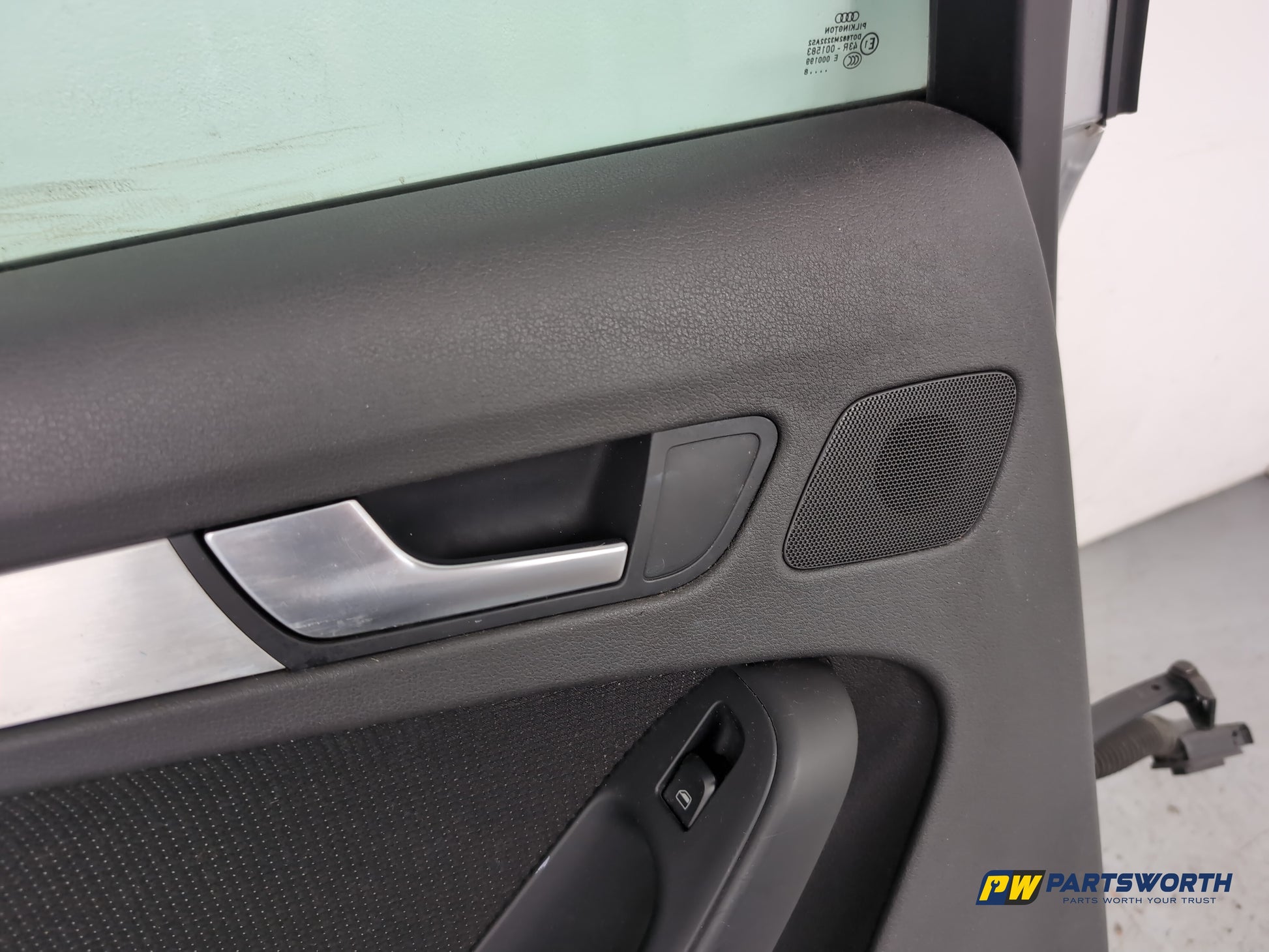 Door Rear LH 5