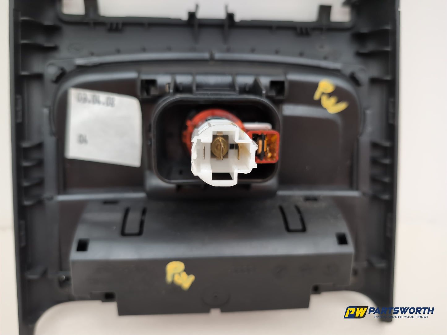 Centre Console Trim  11