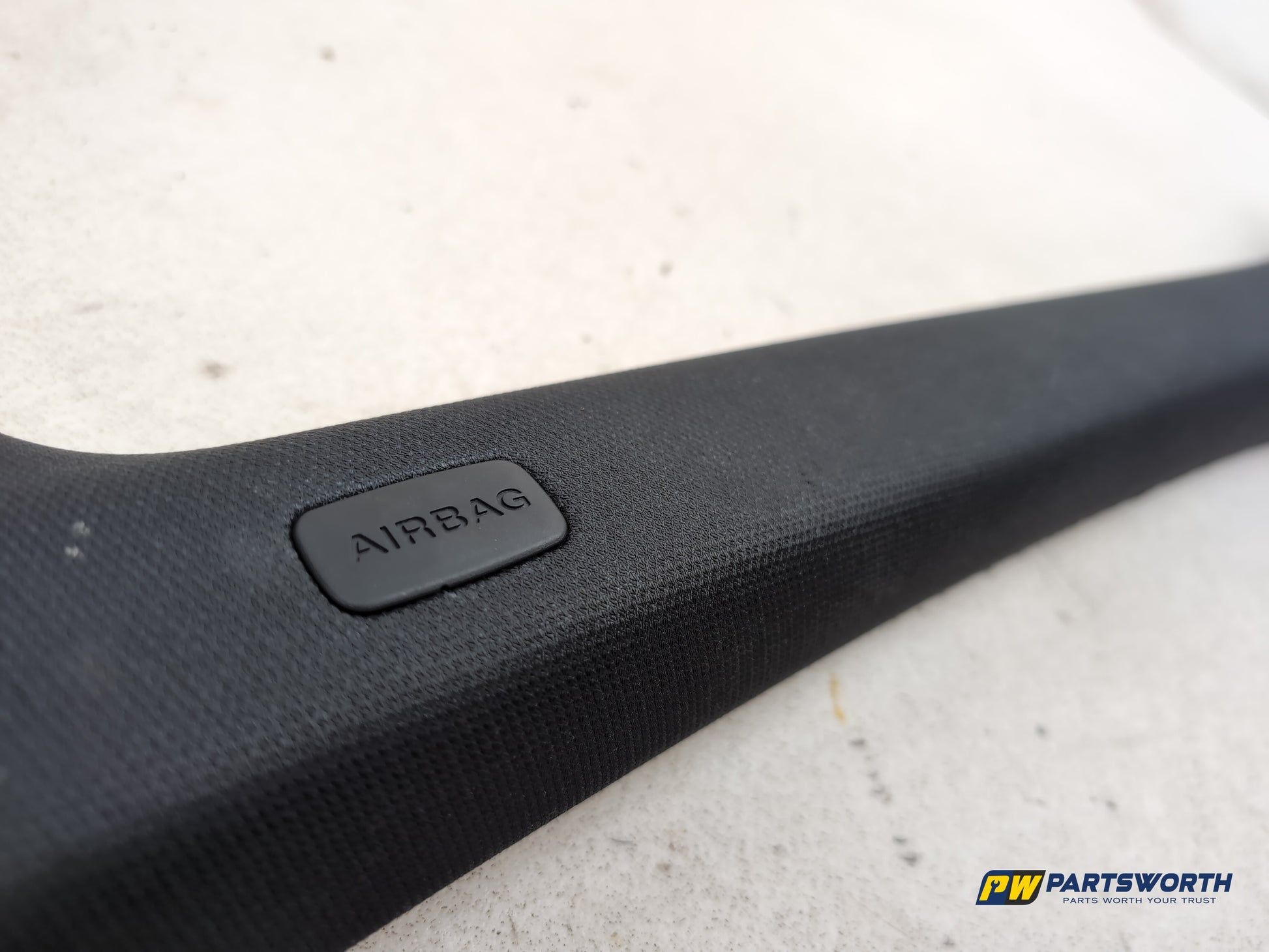 LH A Pillar Trim  4