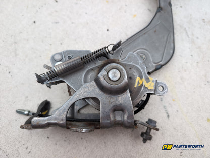 Driveshaft Front LH 10