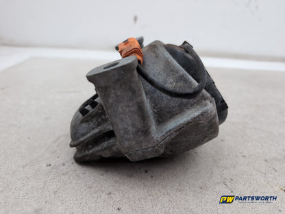 Engine Mounting Bracket 4