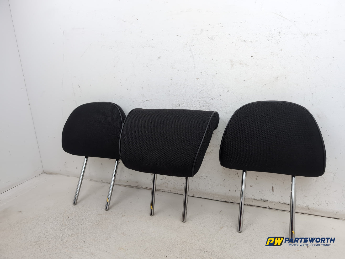 Rear Headrest 3