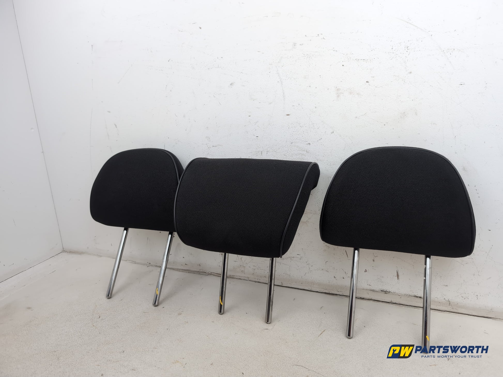 Rear Headrest 3