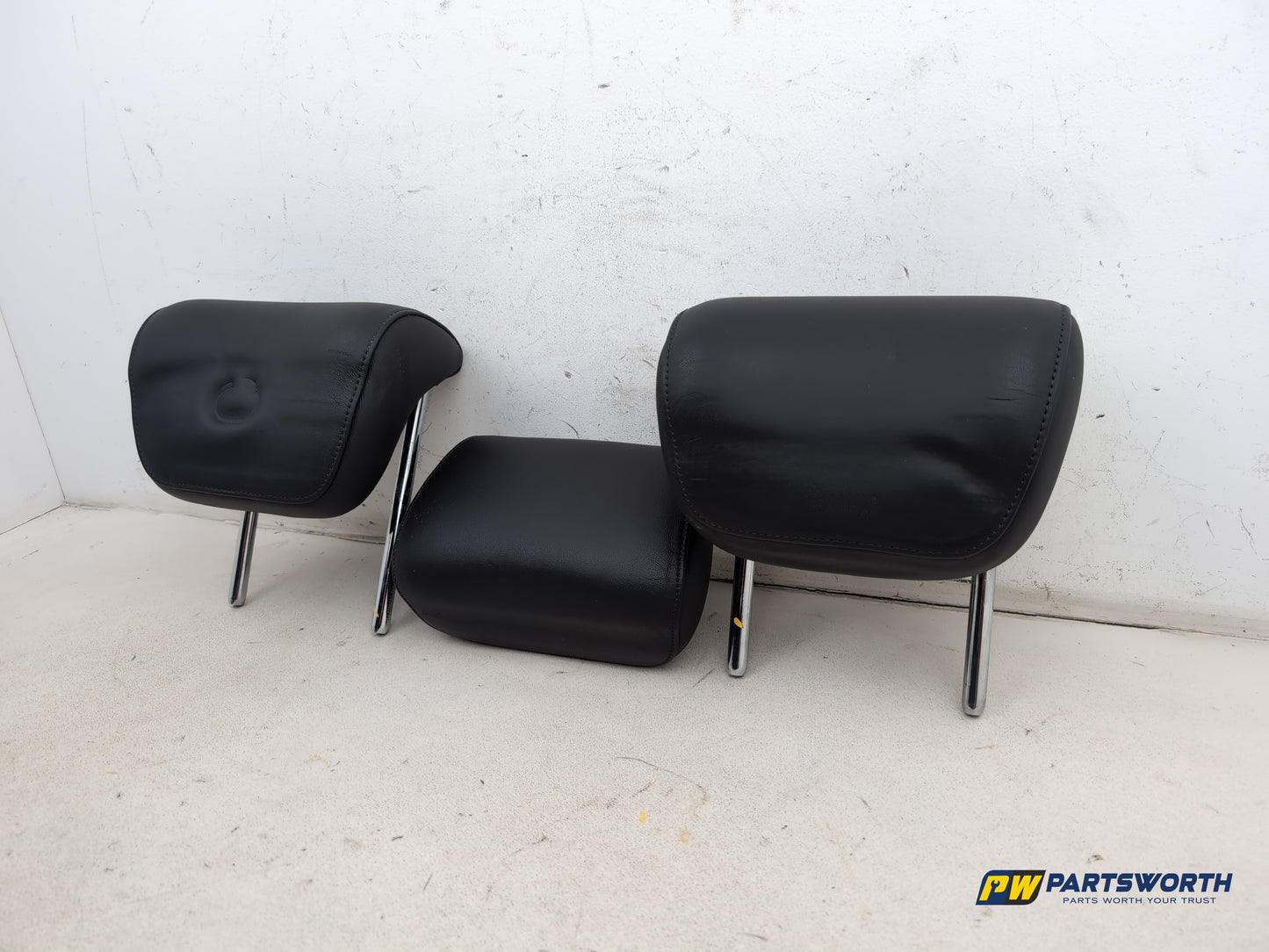 Rear Headrest 3