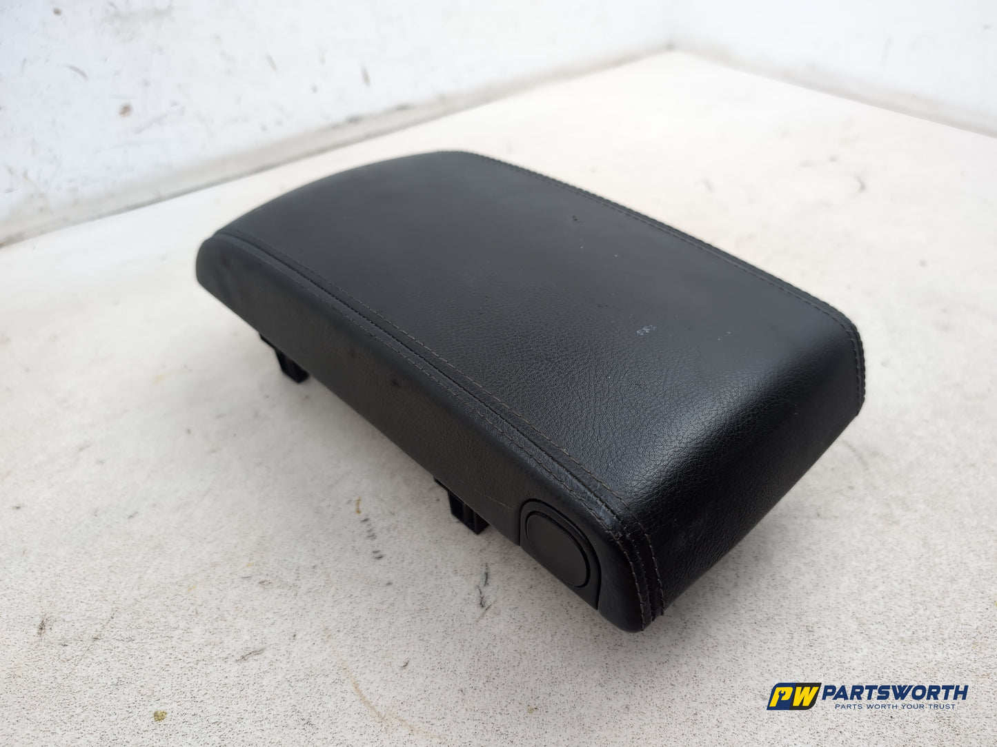 Centre Console Armrest 3