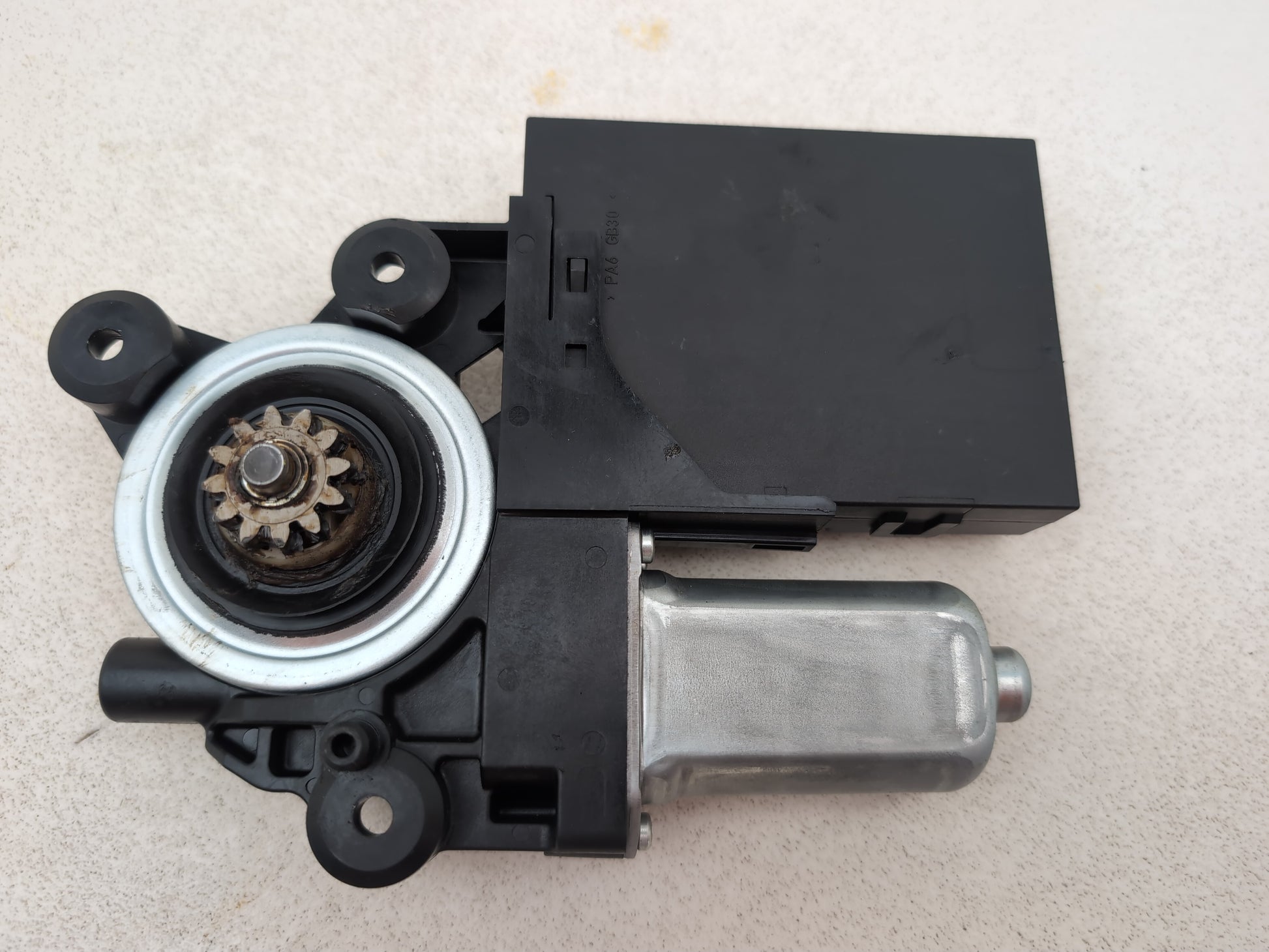 Right Front Window Motor 3