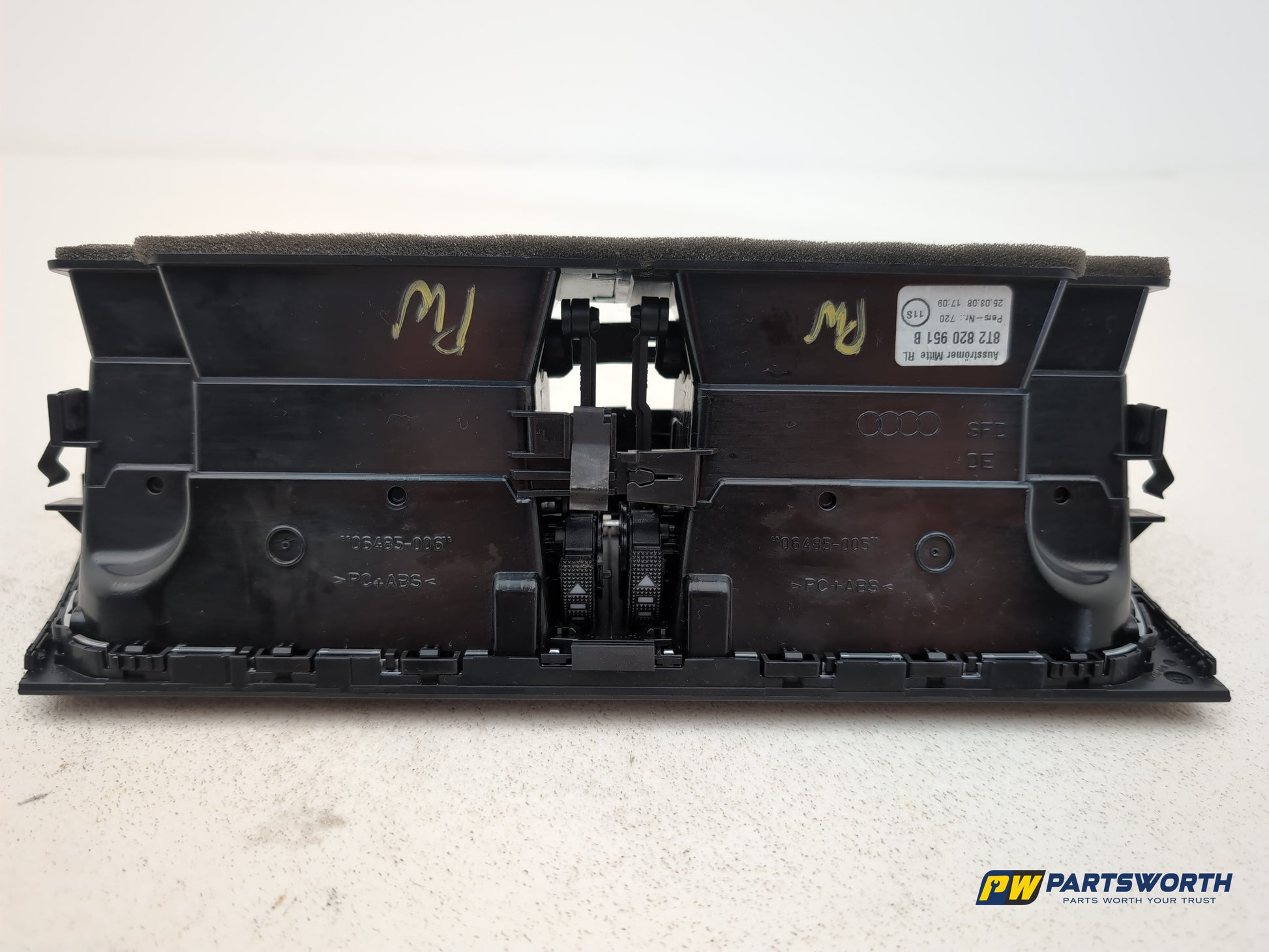 Dashboard Trim With Air Vent  3