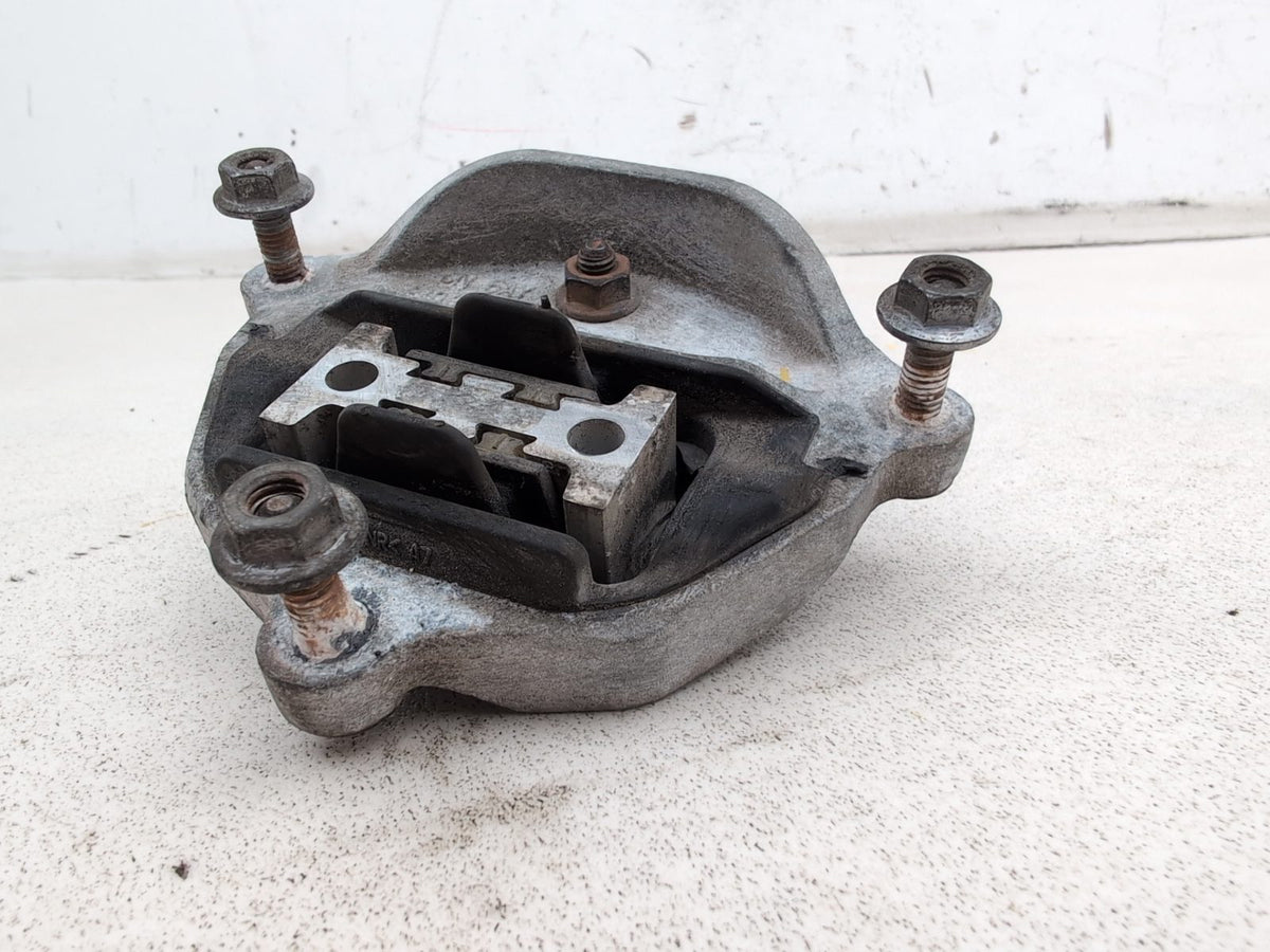 Transmission Mounting Bracket 3