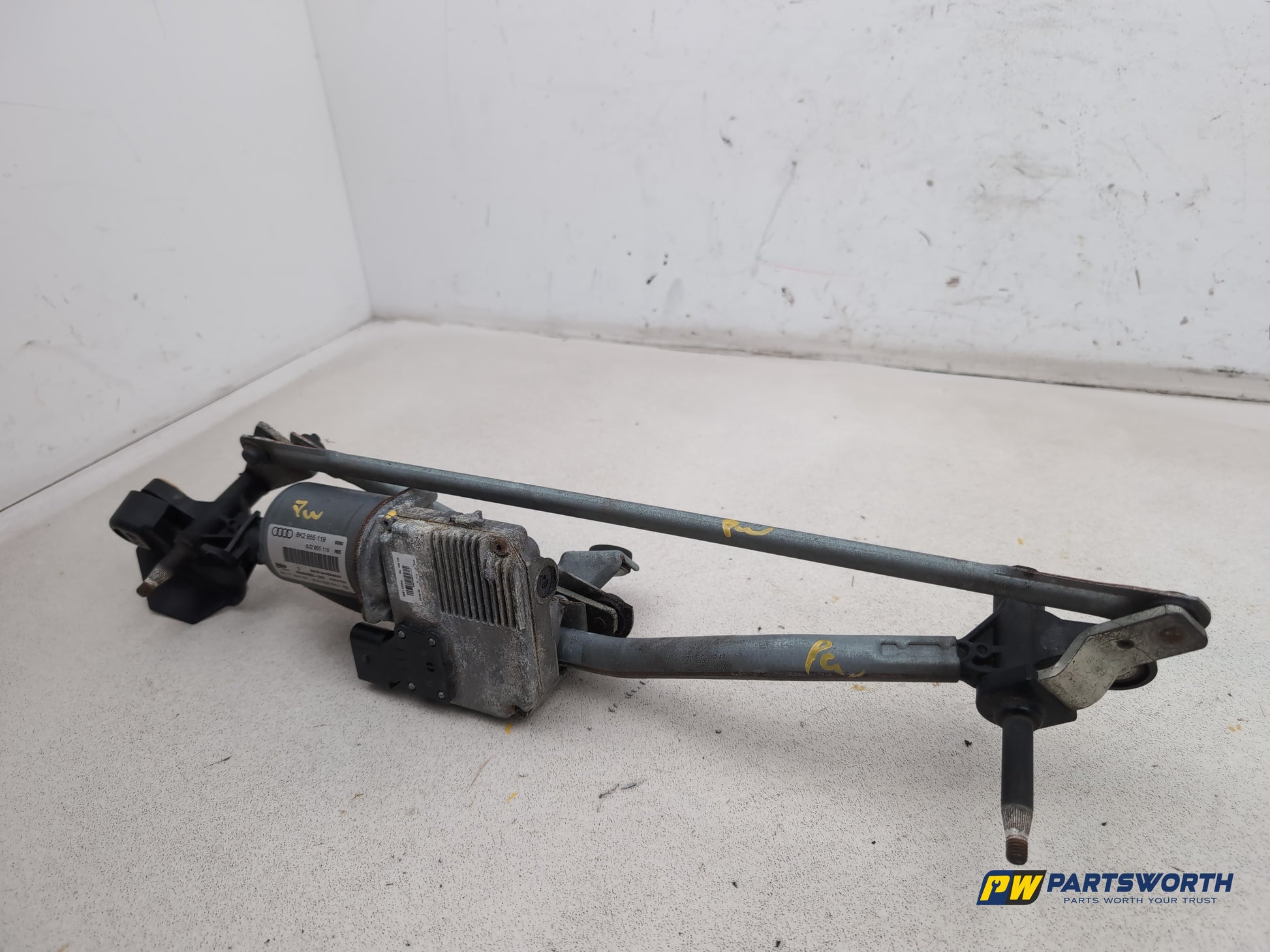 Front Wiper Motor & Mechanism / Linkage 3
