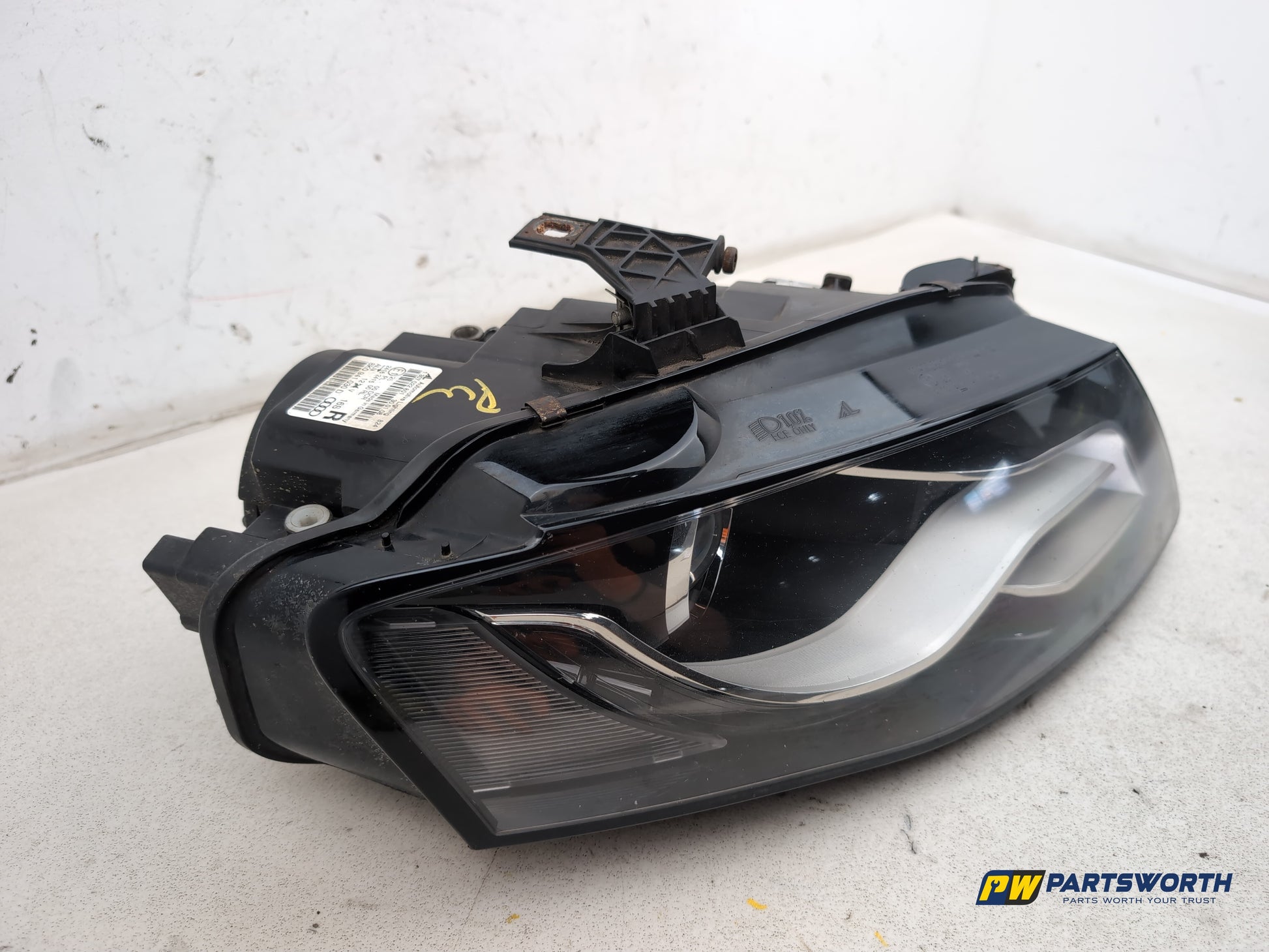 Headlamp RH 3