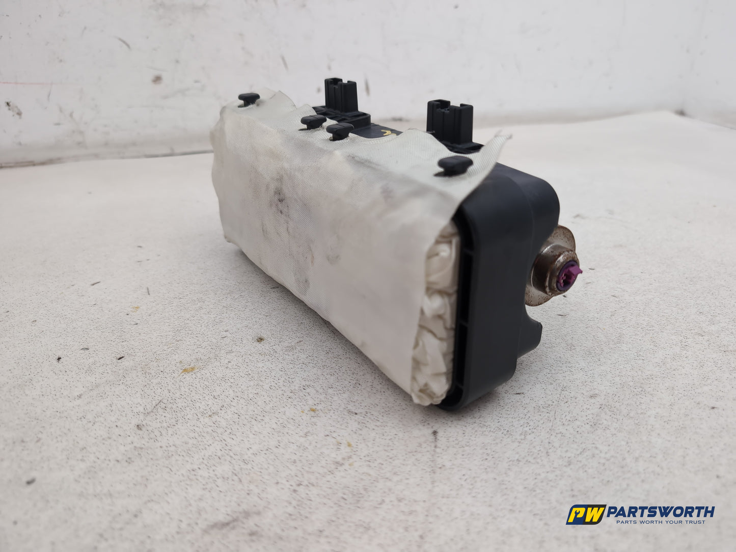 Airbag Passenger Side 3
