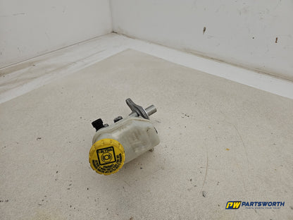 Brake Master Cylinder Assembly 3