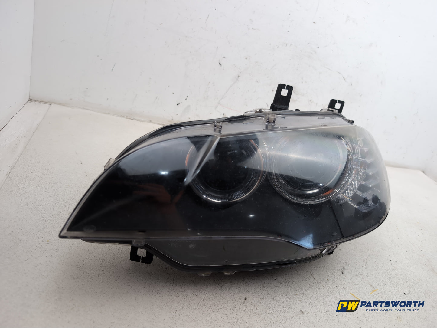 Headlamp LH 3