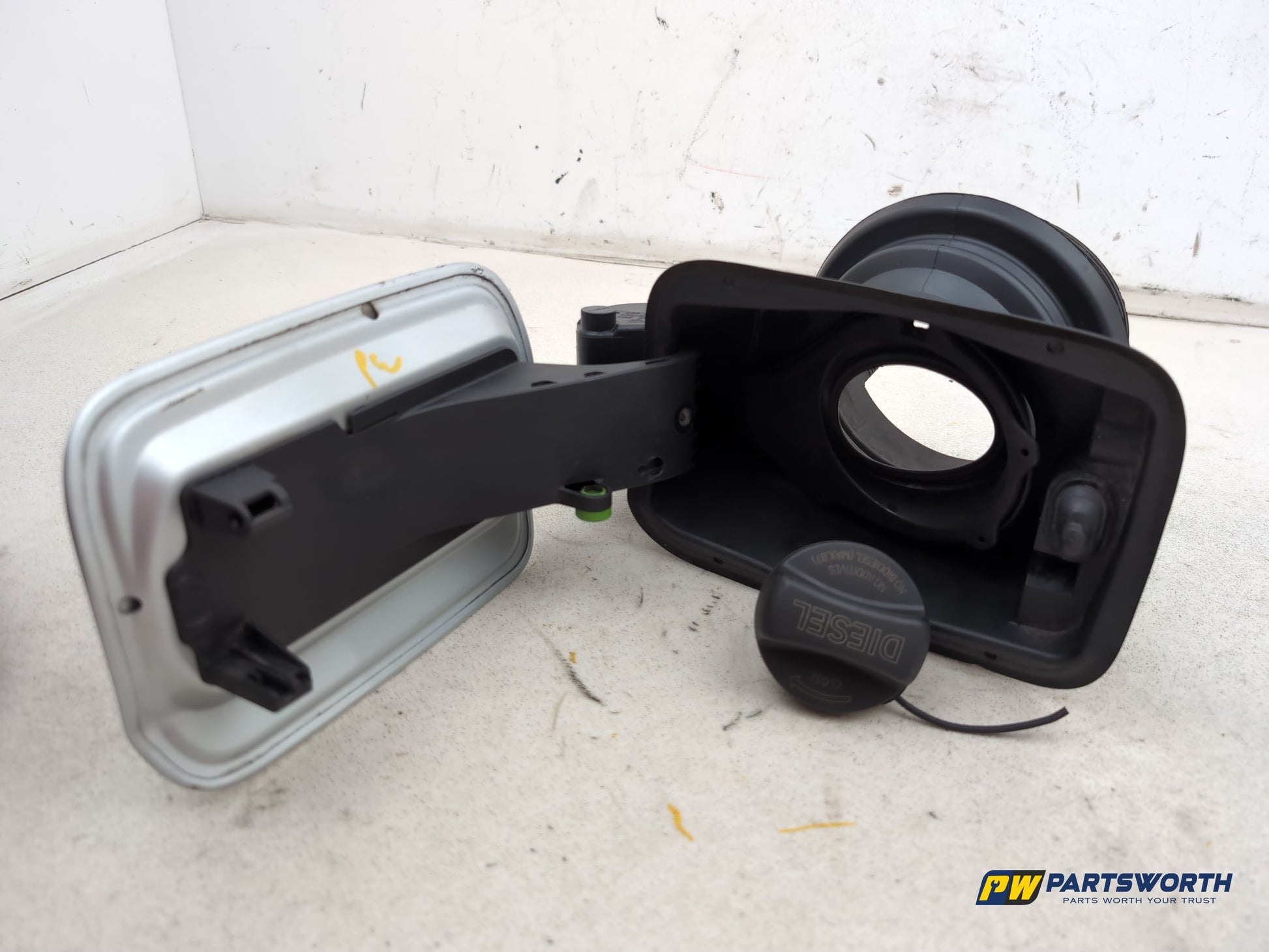 Fuel Filler Flap 3