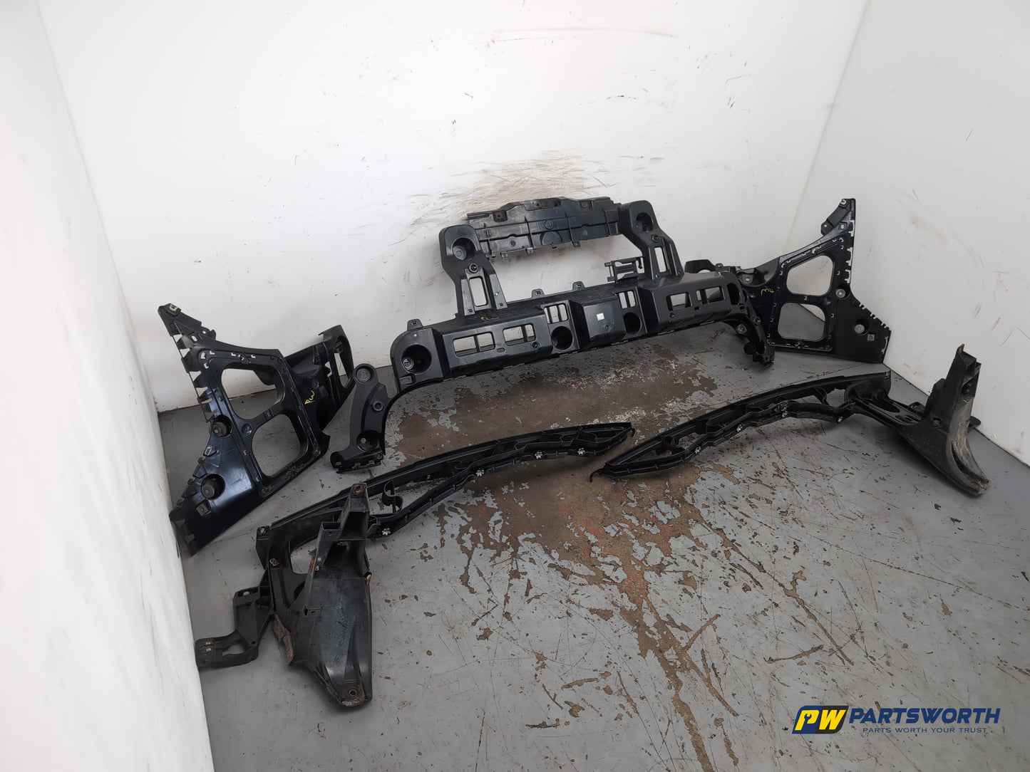 Bumper Rear Bracket LH 3