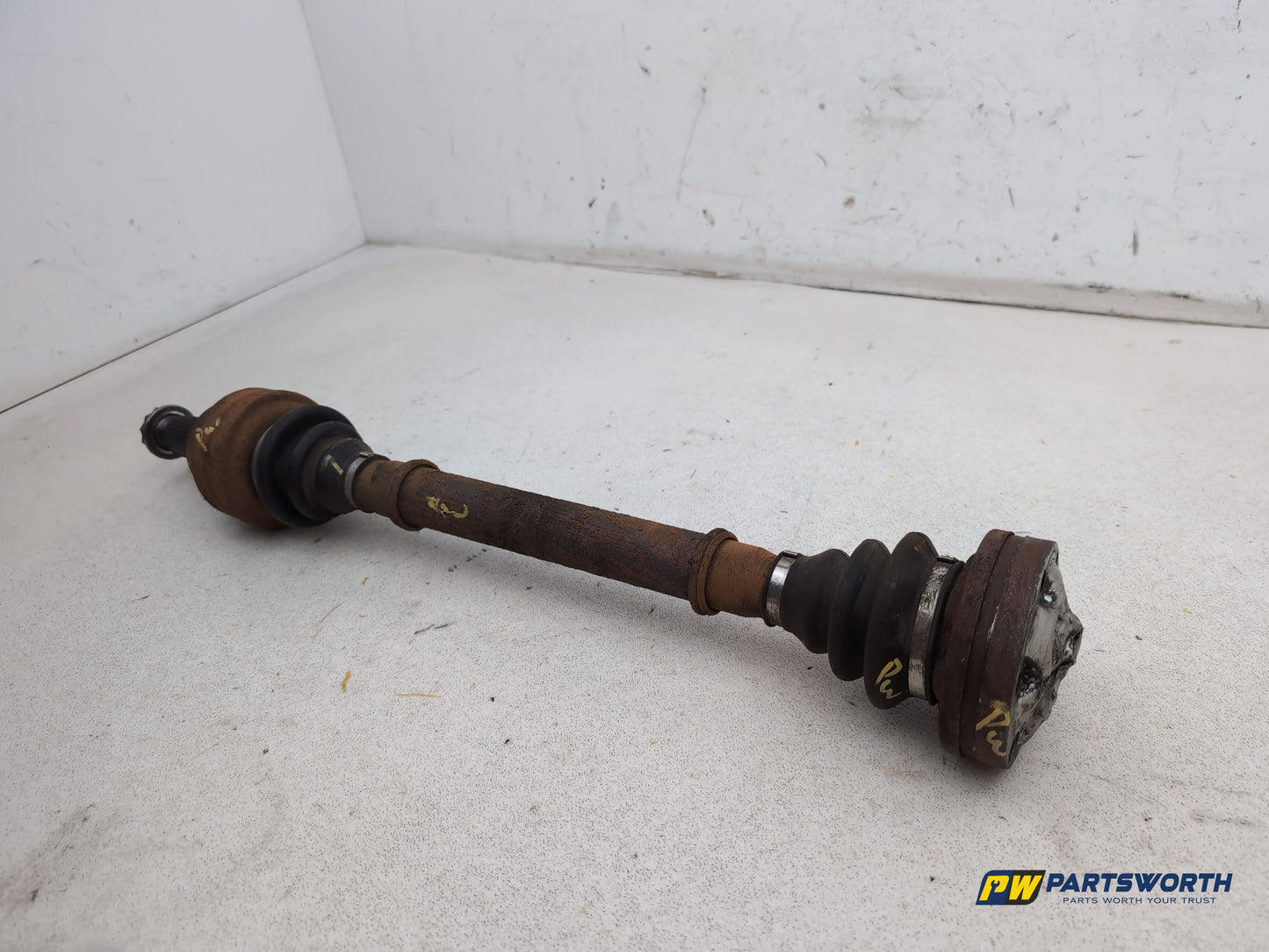 Driveshaft Rear LH 3