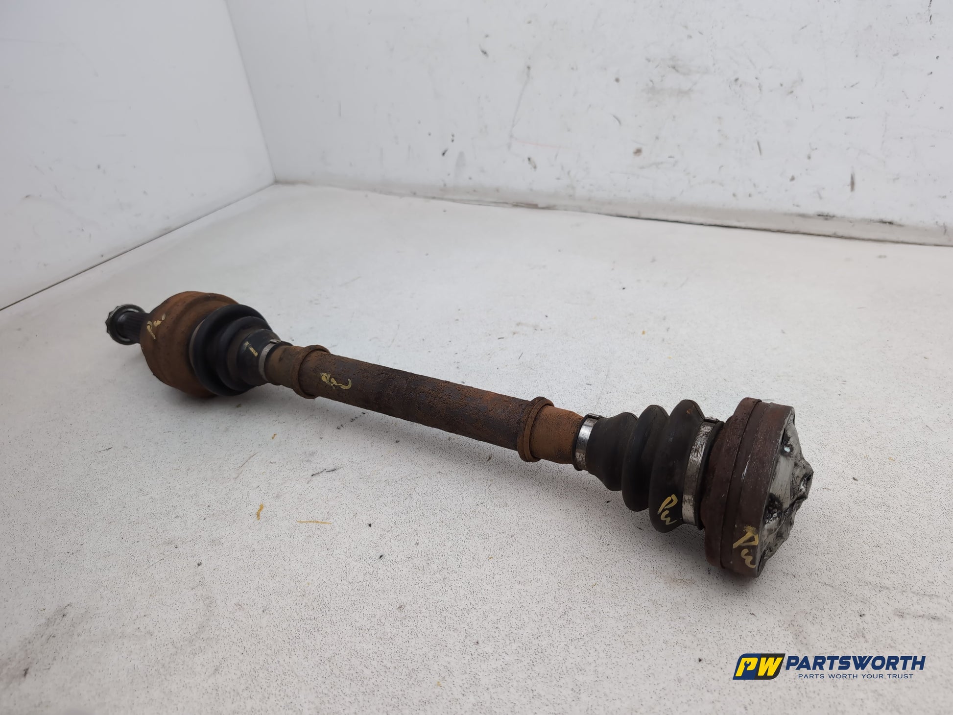 Driveshaft Rear LH 3