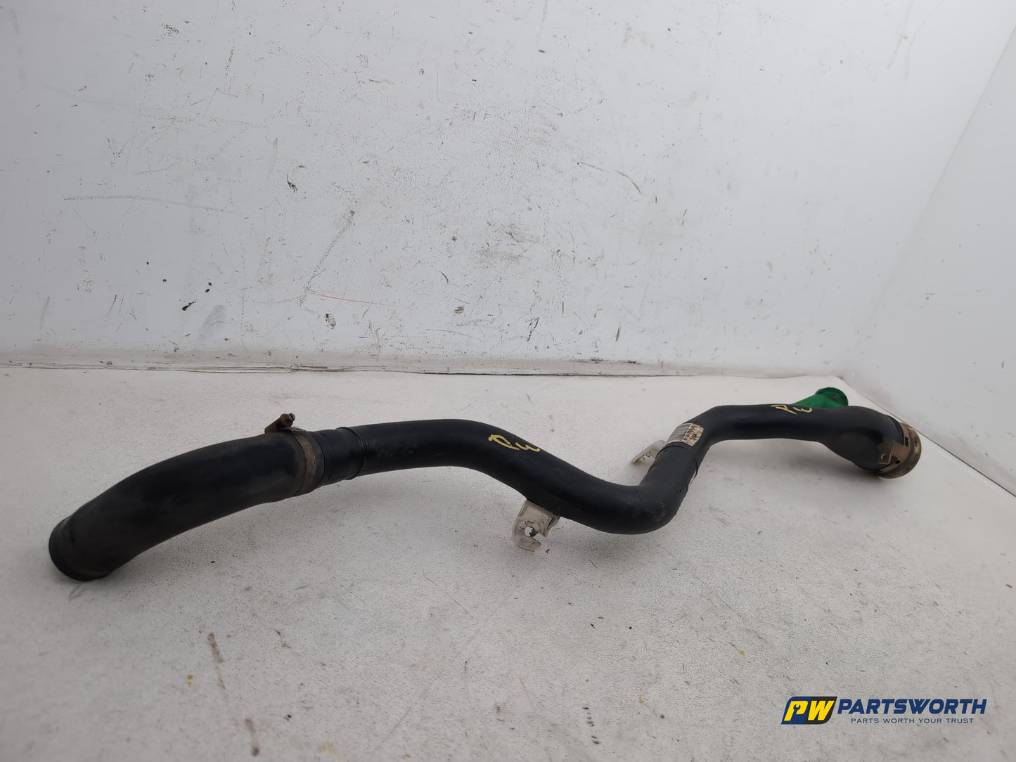 Fuel filler neck 3