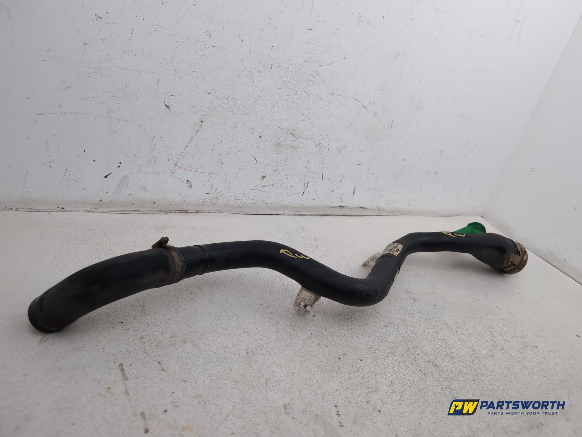 Fuel filler neck 3