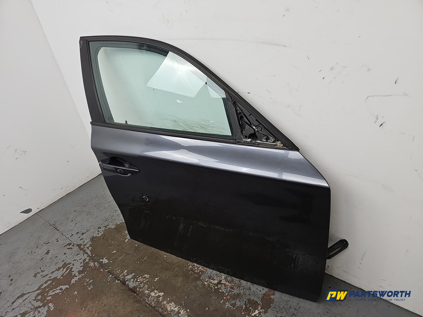 Door Front RH 3