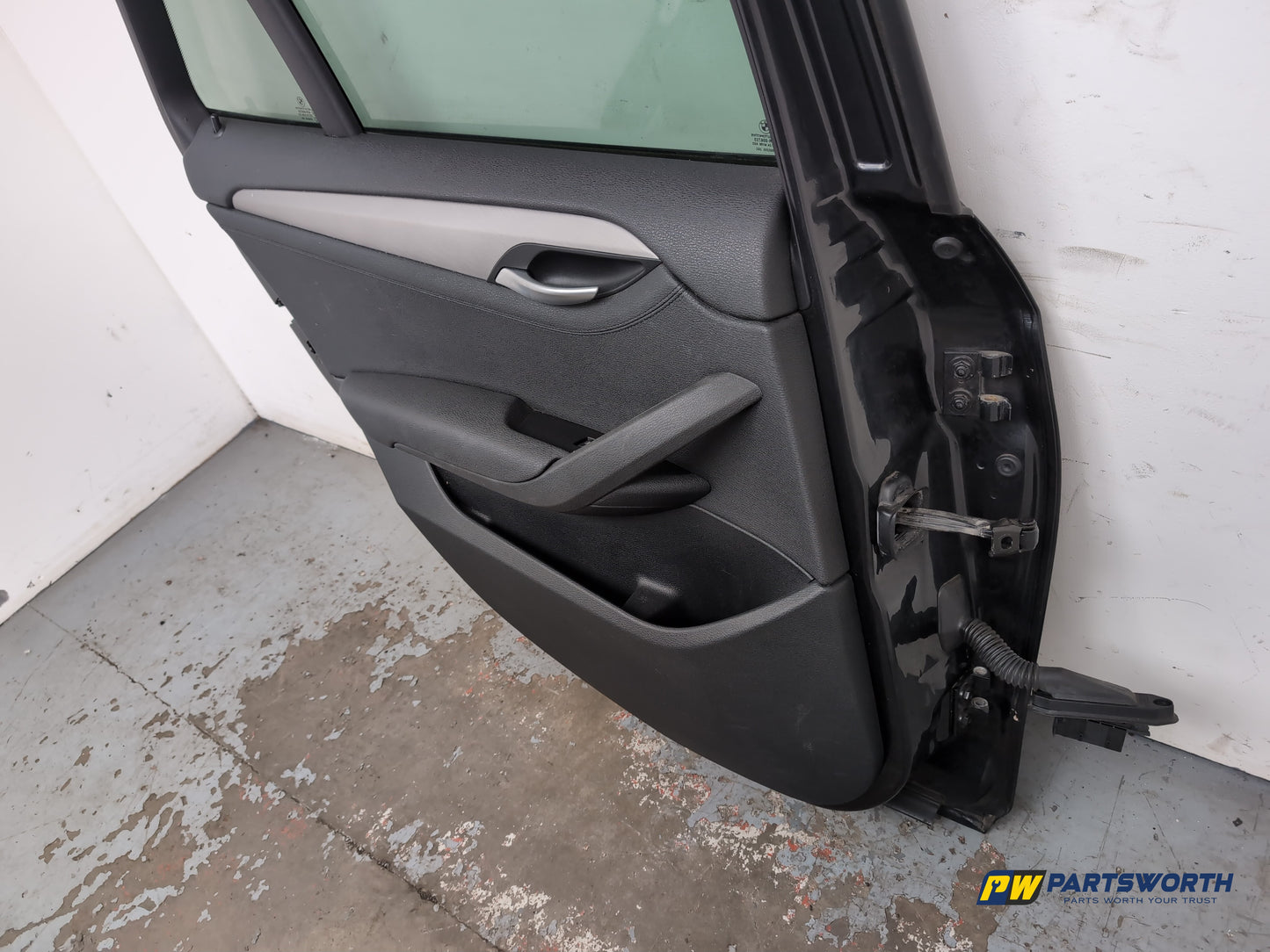 Bmw X1 Xdrive18d M Sport E84 Suv Door Rear Lh Passenger Side Black Sapphire 475 - photo 9