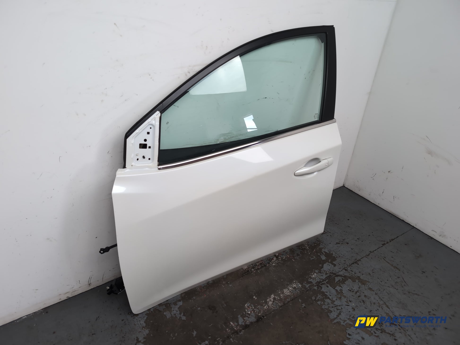 Nissan Pulsar Tekna Dig-T Hatchback Door Front Lh Passenger Side Pearl White Qab - photo 3