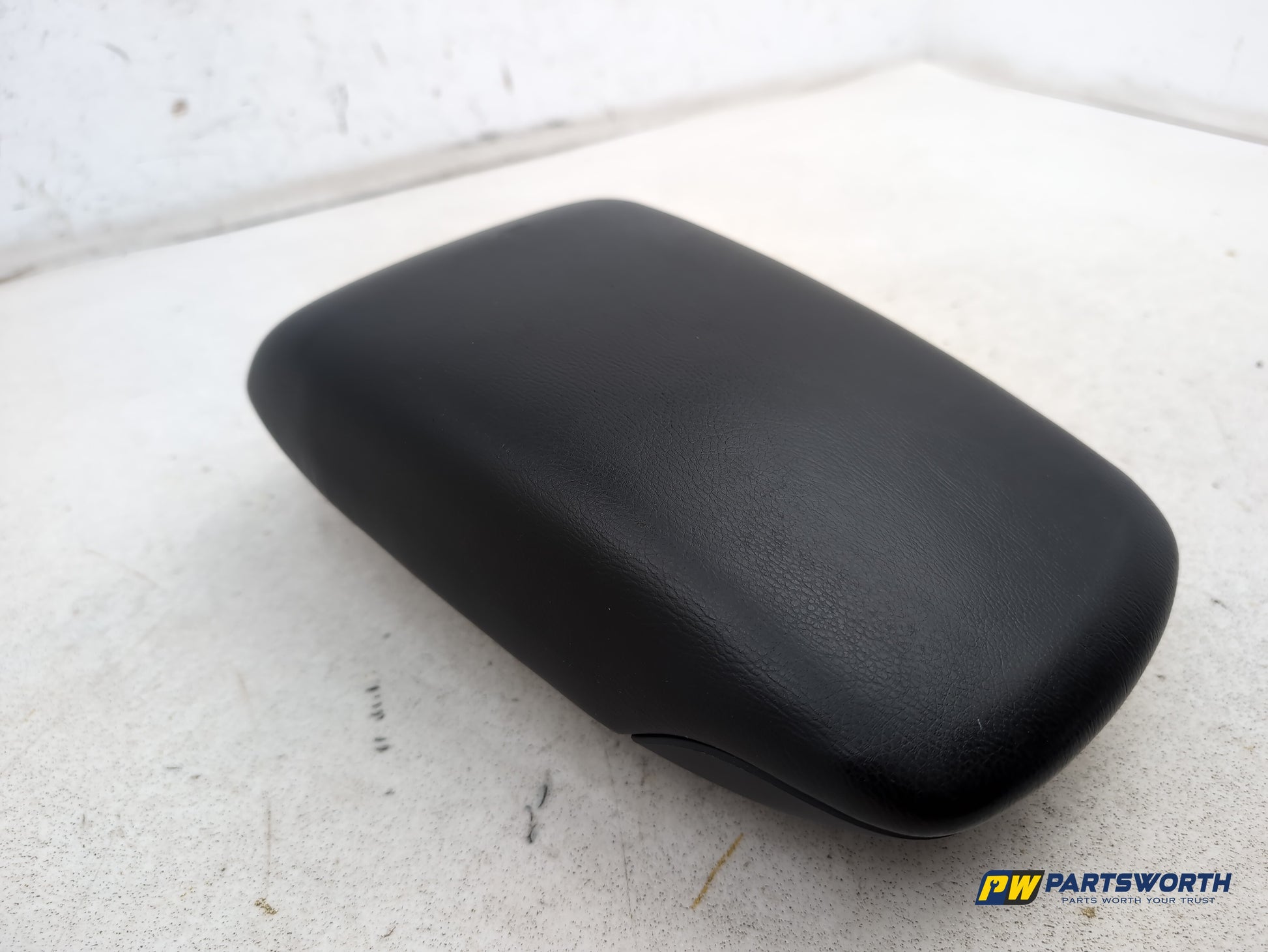 Centre Console Armrest 3