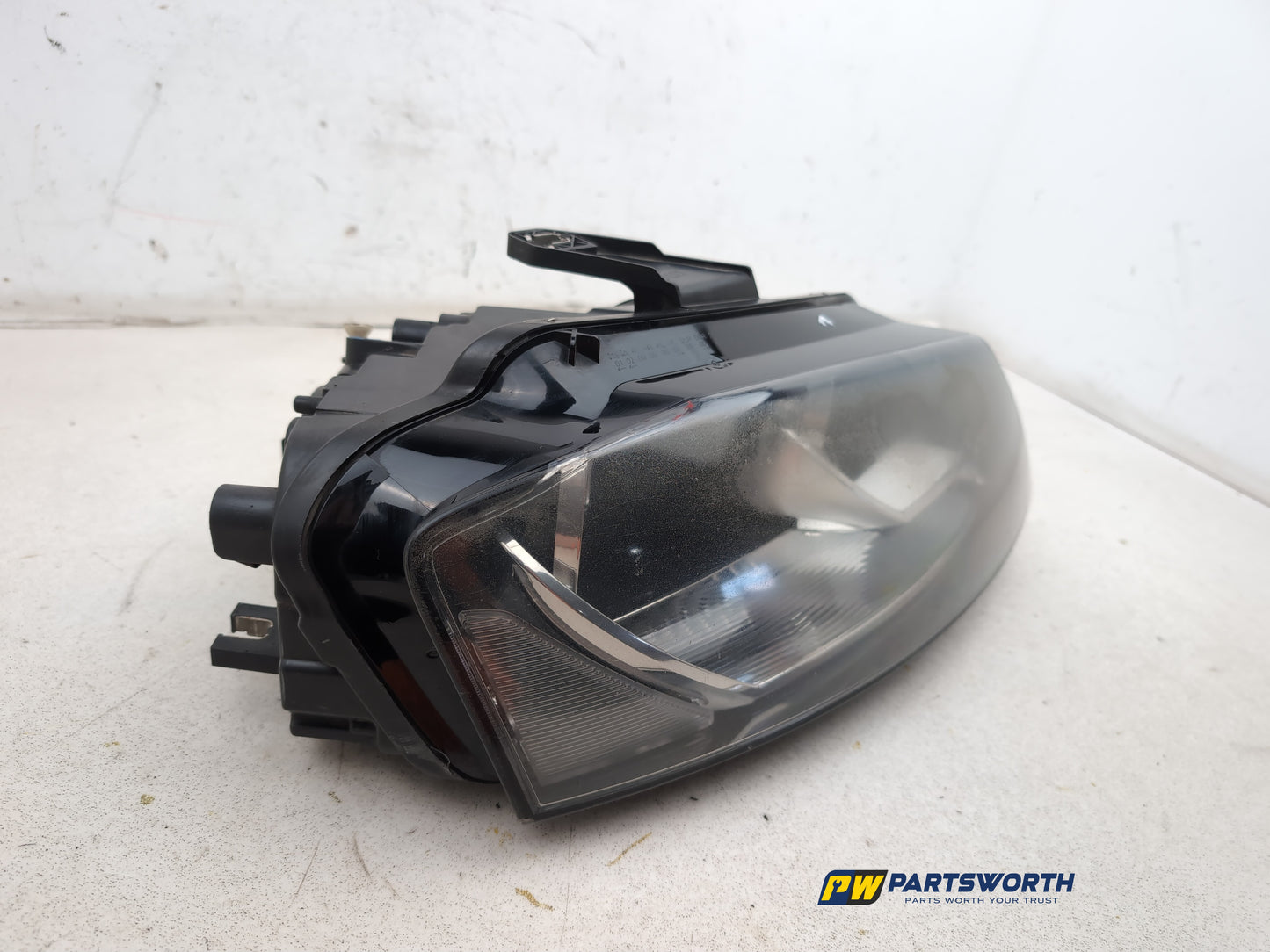 Headlamp RH 3